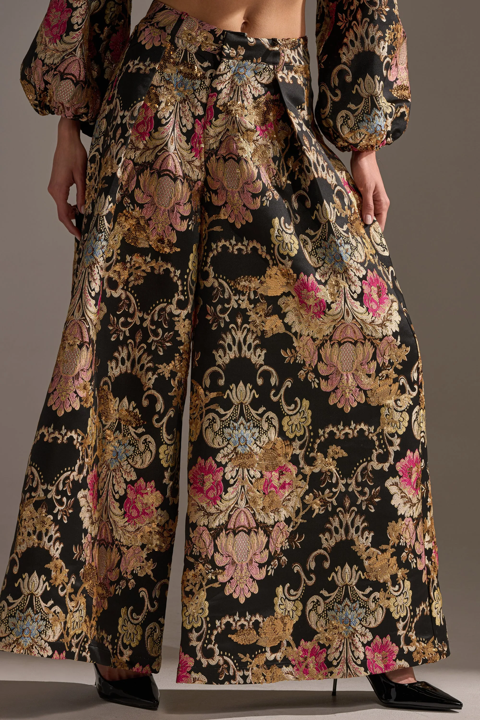 LUXE ENERGY PALAZZO PANT sold by AKIRA product image thumbnail 2