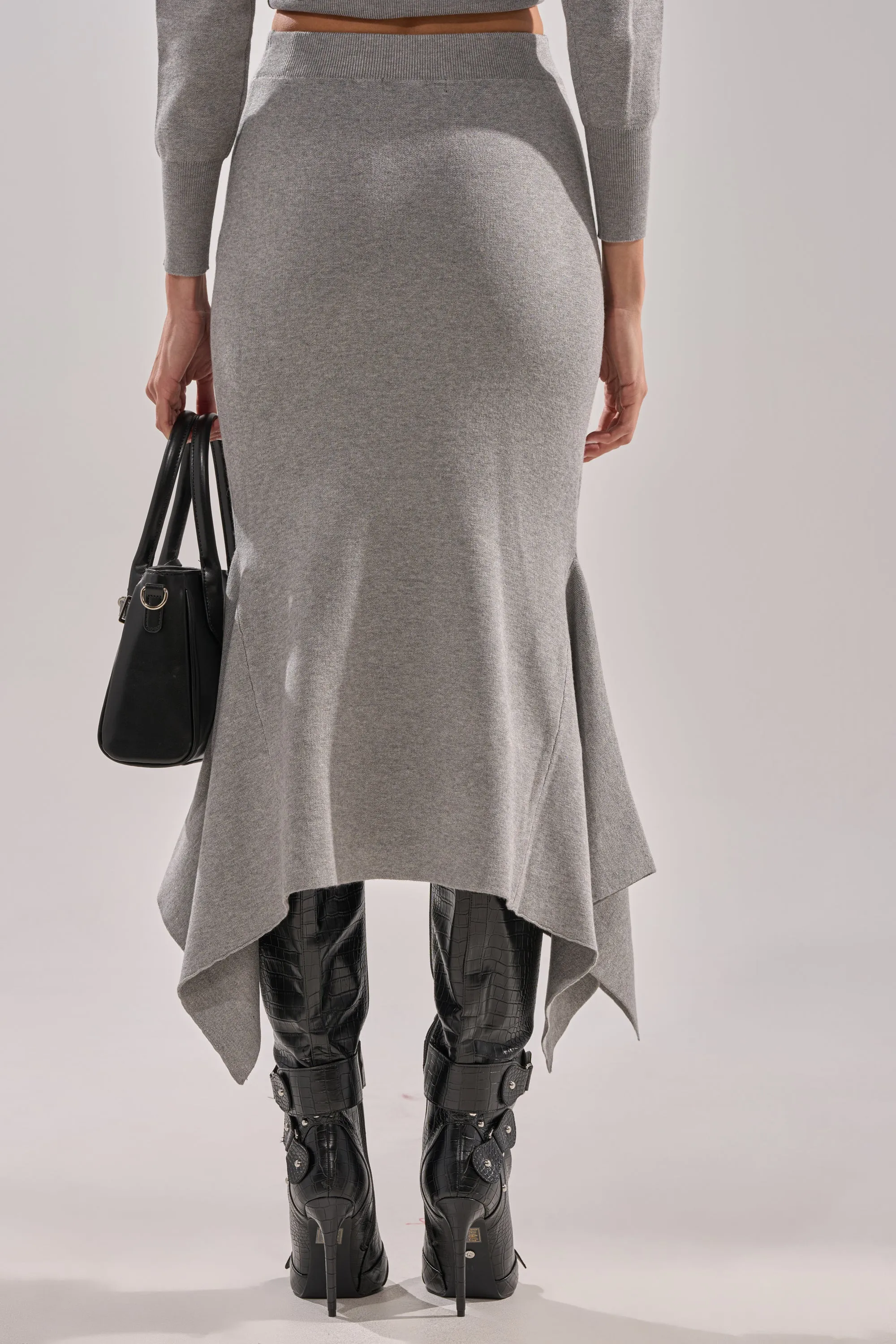 LEXI MIDI SKIRT sold by AKIRA product image thumbnail 4