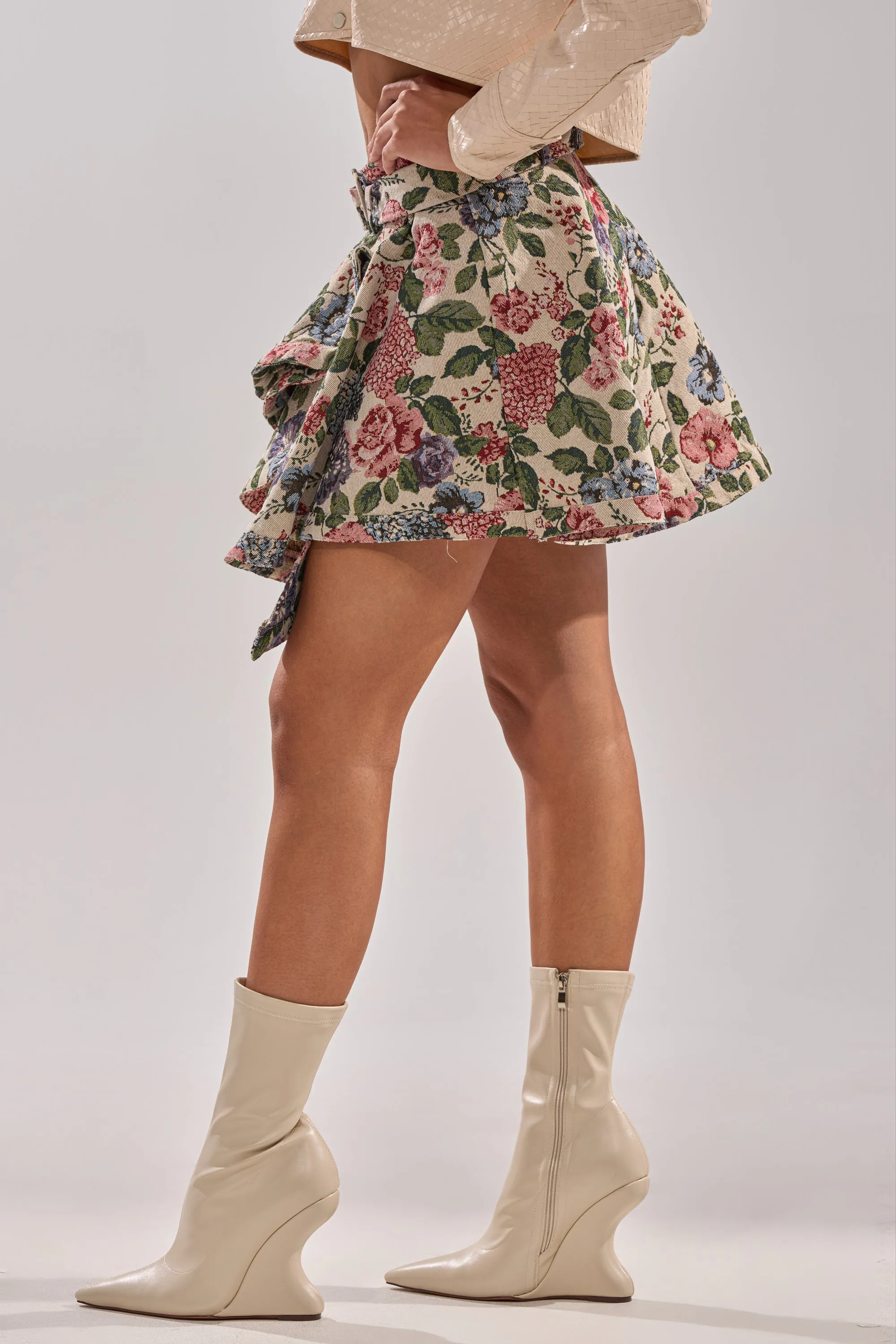 GIVE ME FLOWERS MINI SKIRT sold by AKIRA product image thumbnail 5