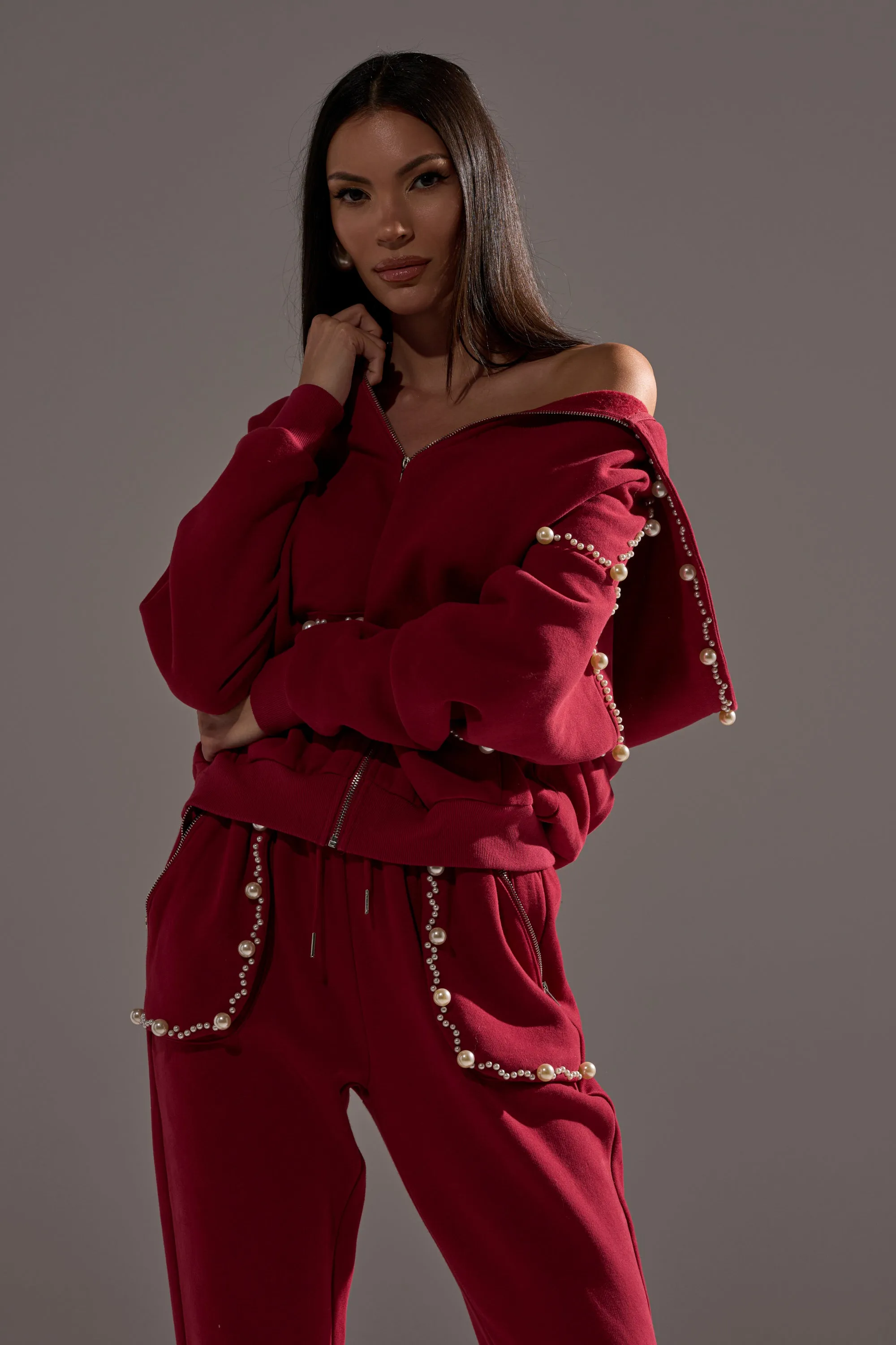 COZY HOLIDAY PEARL SWEATSHIRT IN BURGUNDY sold by AKIRA product image thumbnail 3