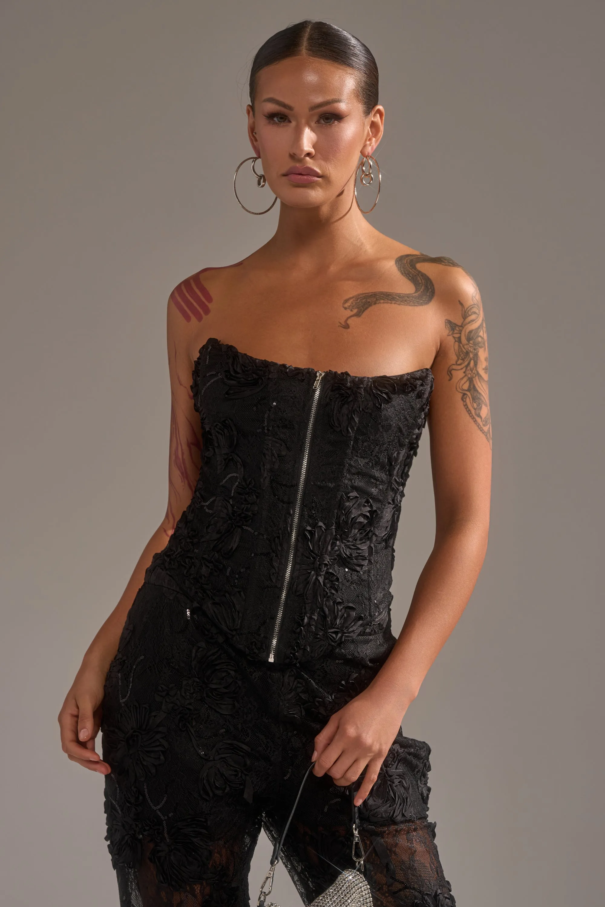 LET IT GO LACE CORSET sold by AKIRA