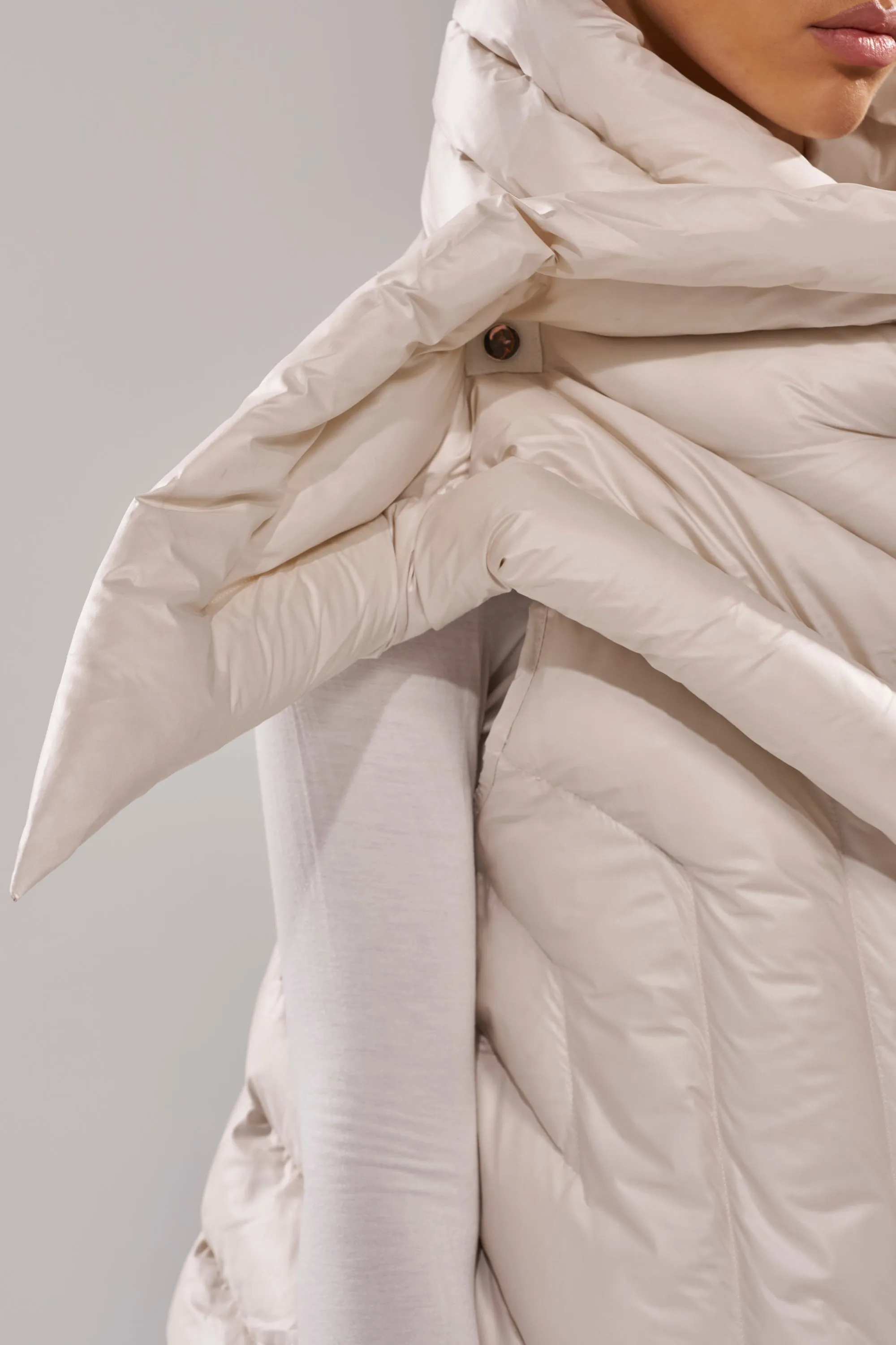 FOR THE DRAMA PUFFER VEST IN IVORY sold by AKIRA product image thumbnail 5