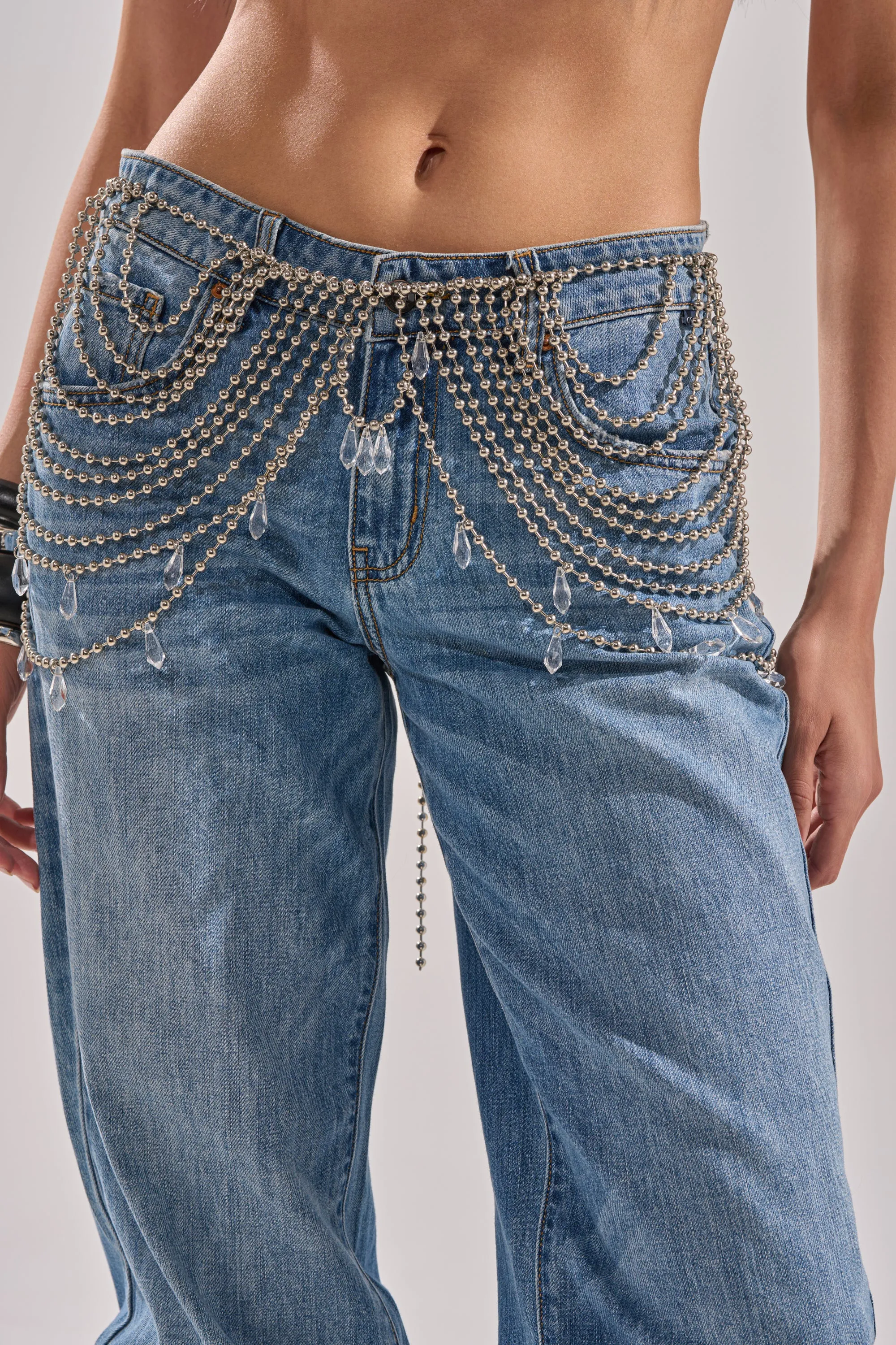 DRIPPIN CHAIN BELT sold by AKIRA