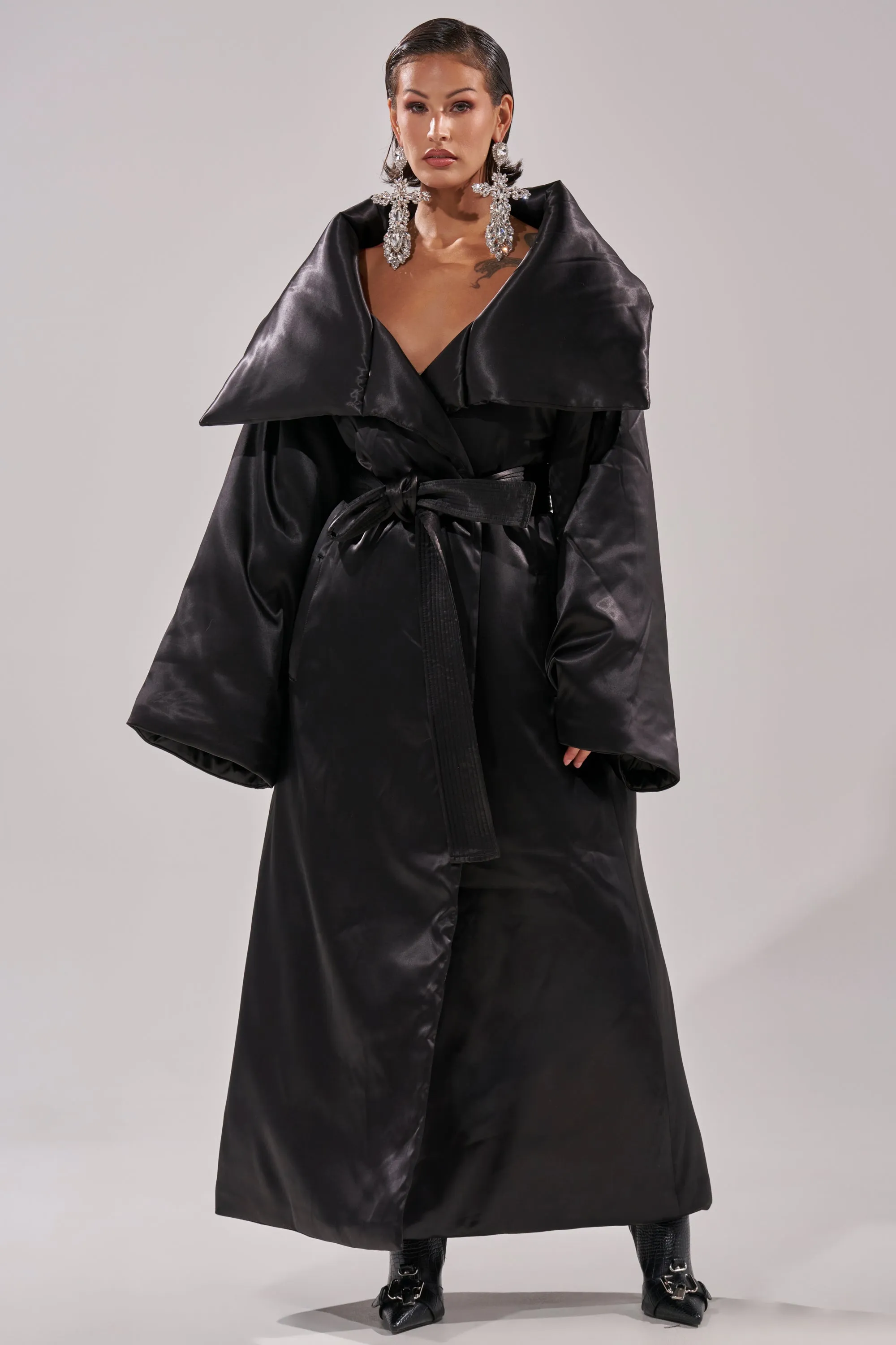 THE MOMENT SATIN PUFFER TRENCH sold by AKIRA product image thumbnail 2