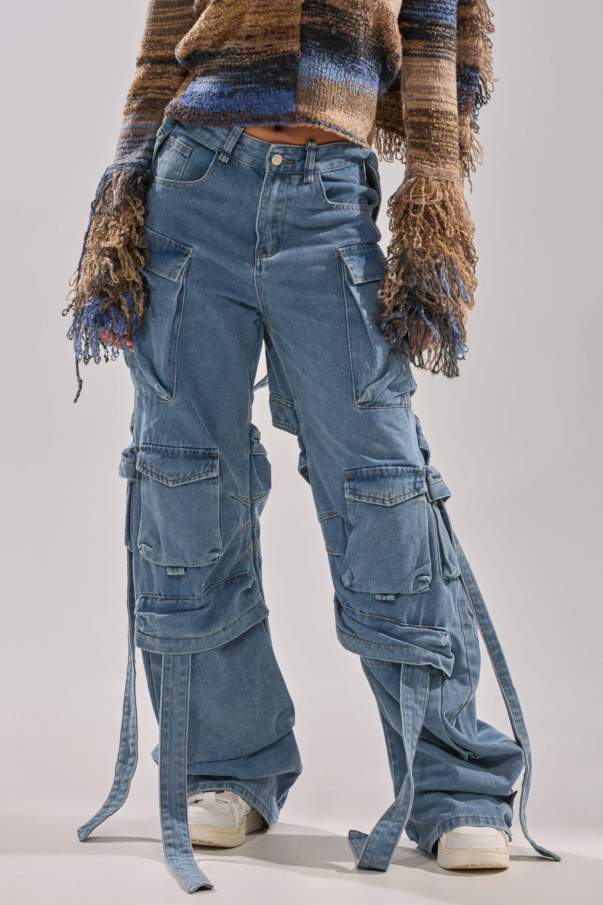 HAILEY WIDE LEG DENIM sold by AKIRA product image thumbnail 3