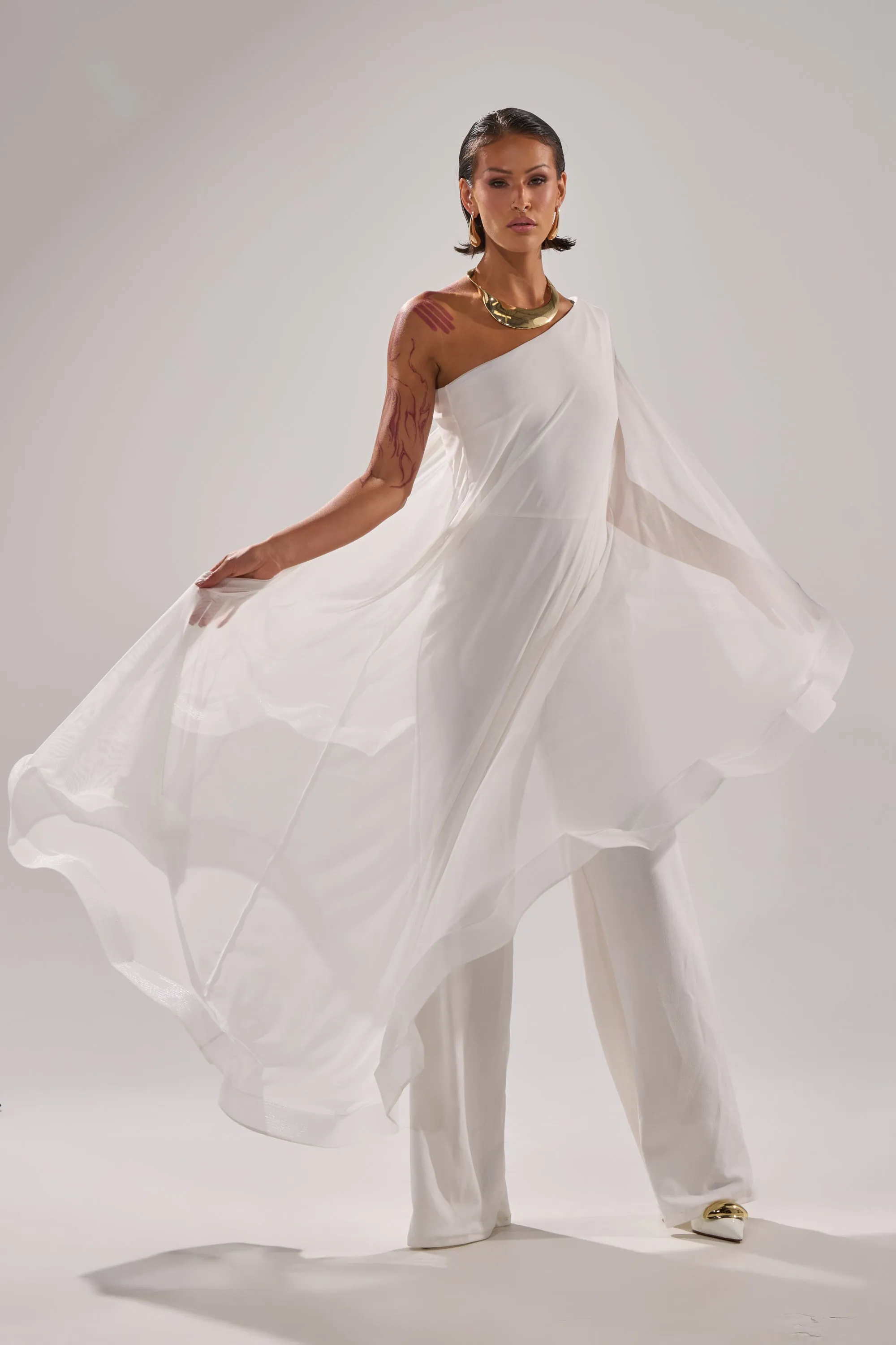 SANDO MESH JUMPSUIT IN WHITE sold by AKIRA product image thumbnail 2