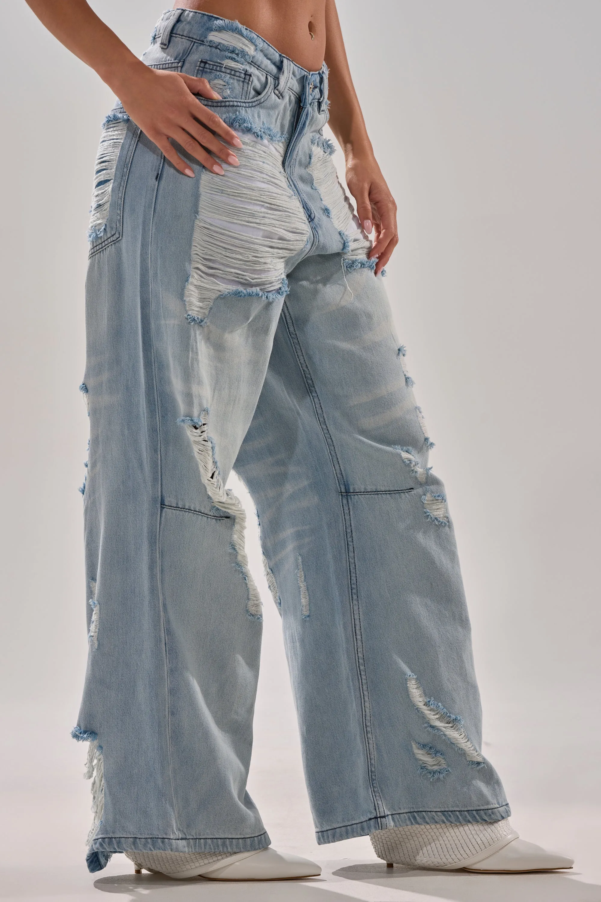 SUPER DISTRESSED WIDE LEG DENIM sold by AKIRA product image thumbnail 2