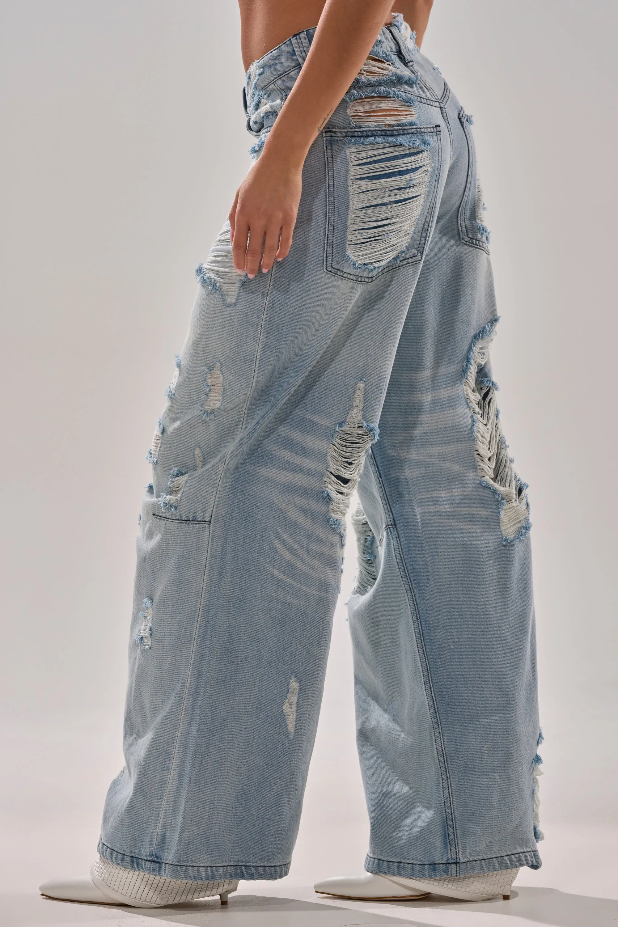 SUPER DISTRESSED WIDE LEG DENIM sold by AKIRA product image thumbnail 3