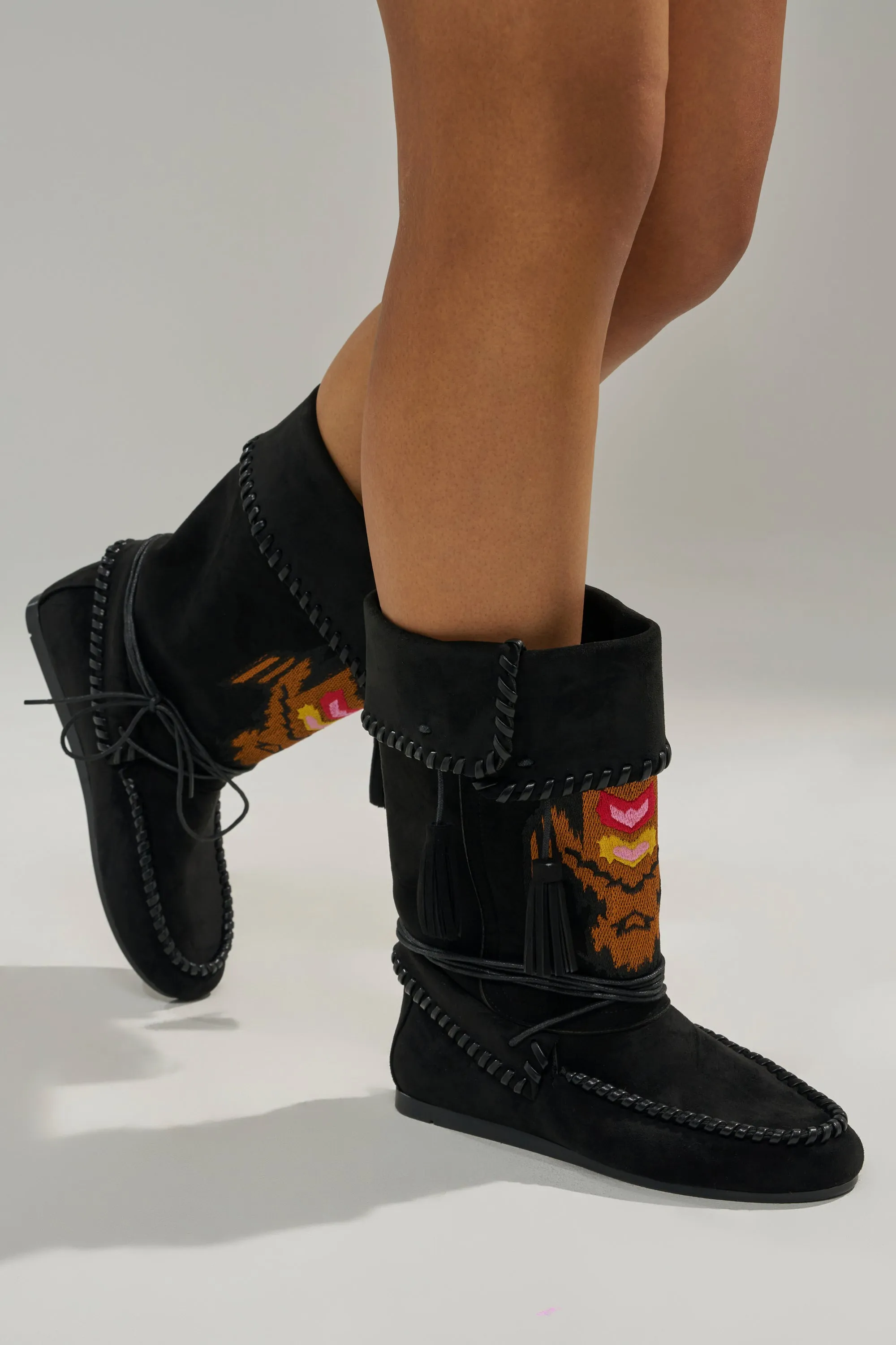 AZALEA WANG WERET BLACK FLAT BOOTIE sold by AKIRA product image thumbnail 2