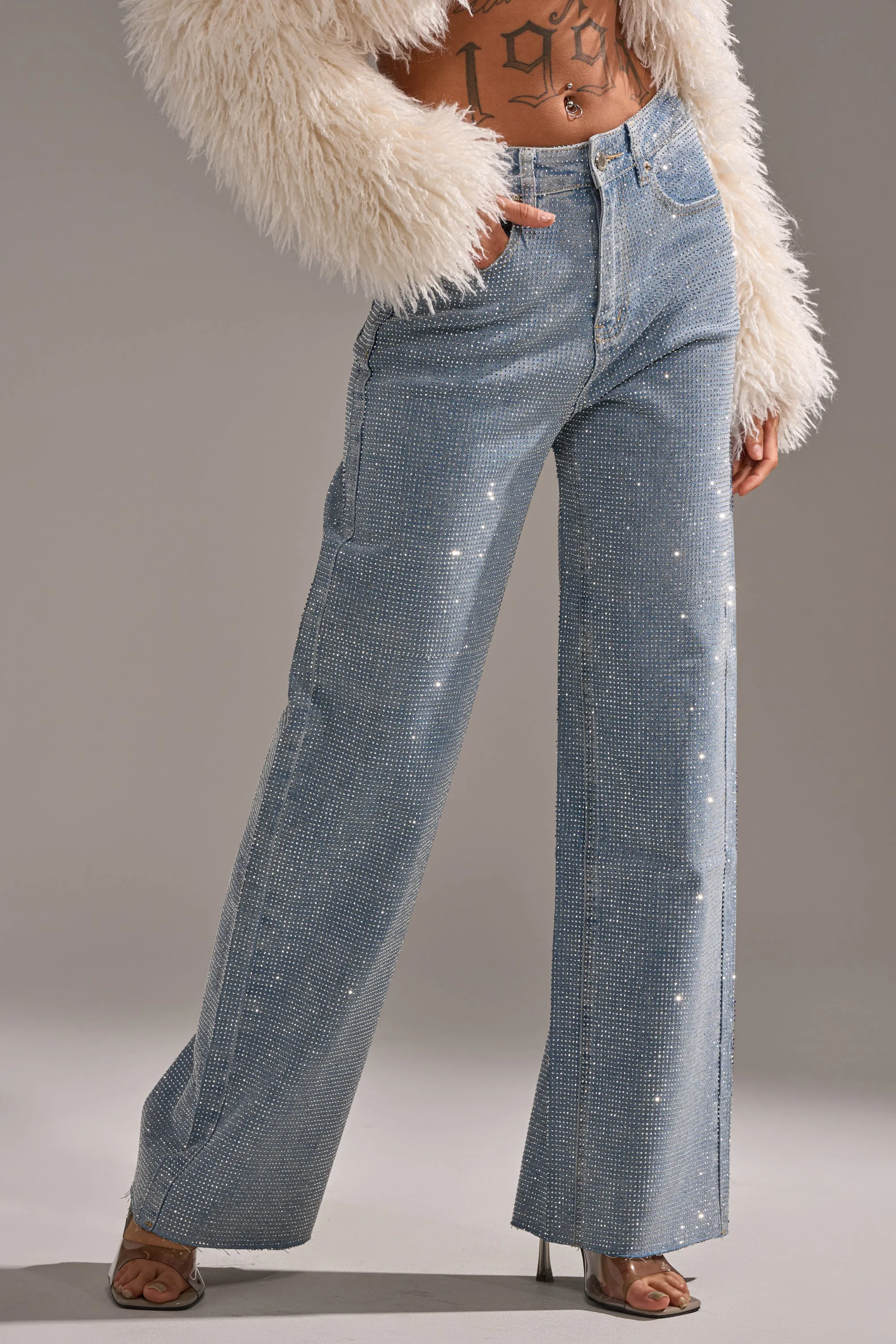 DANCING QUEEN RELAXED DENIM sold by AKIRA product image thumbnail 4