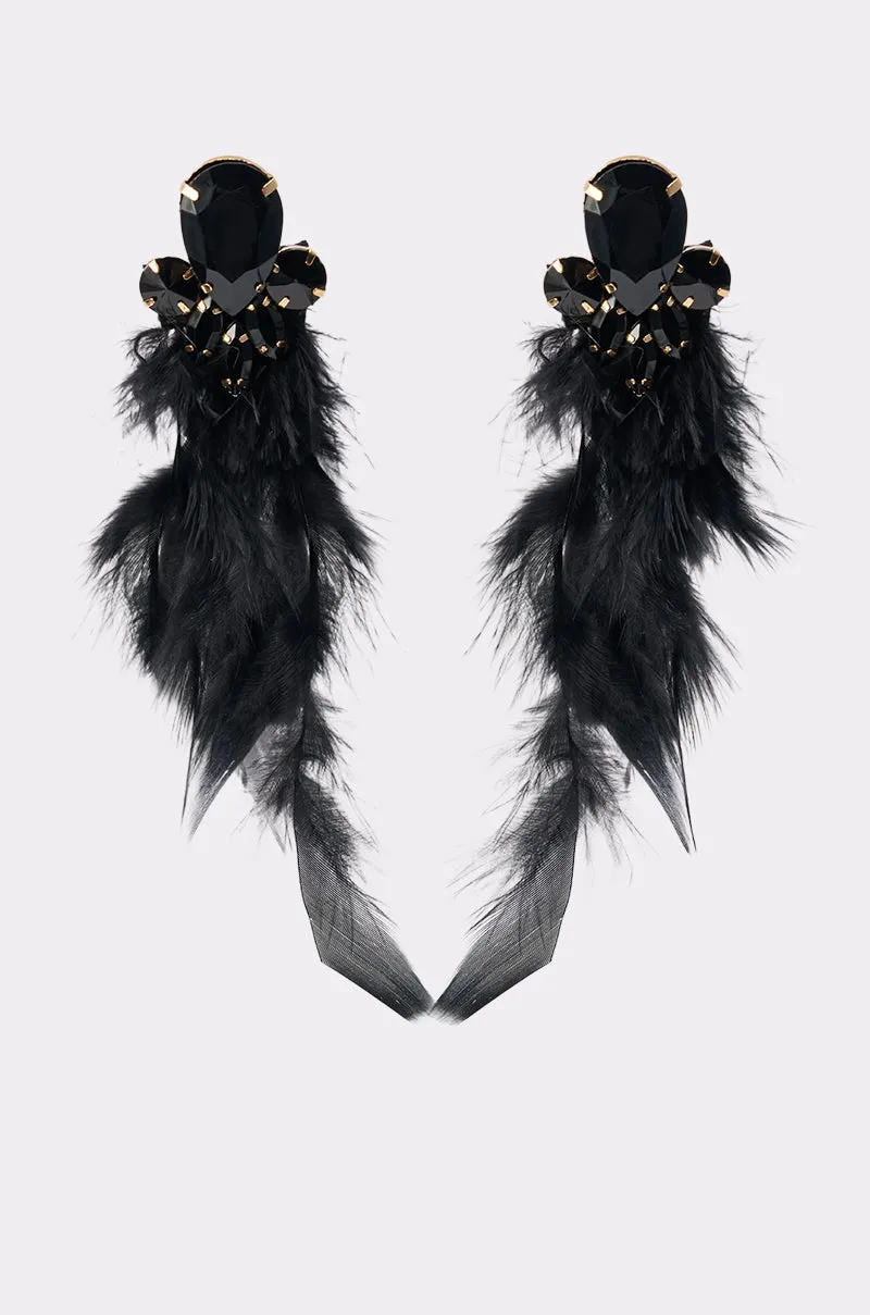 SHOW ME EARRING sold by AKIRA product image thumbnail 3