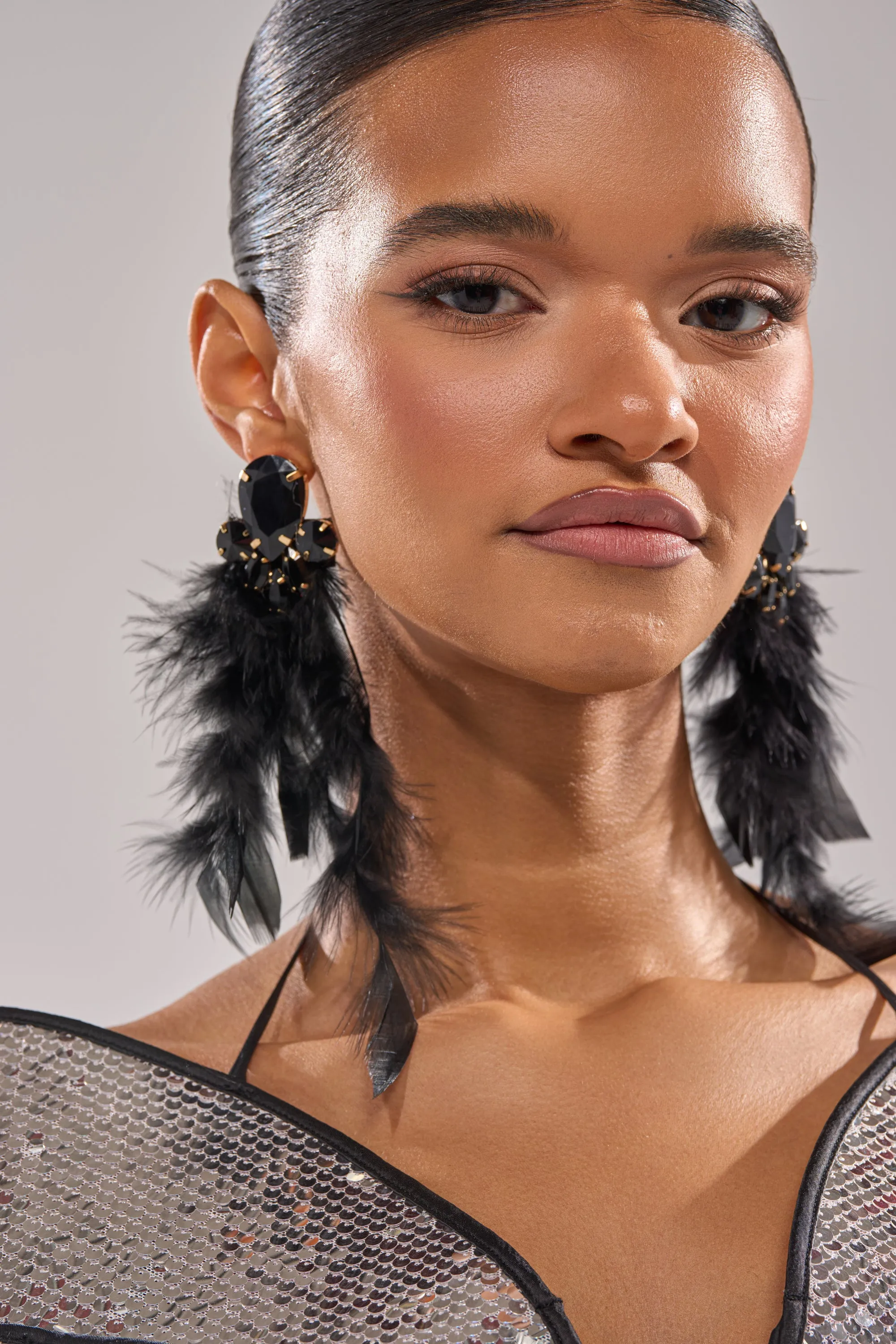 SHOW ME EARRING sold by AKIRA