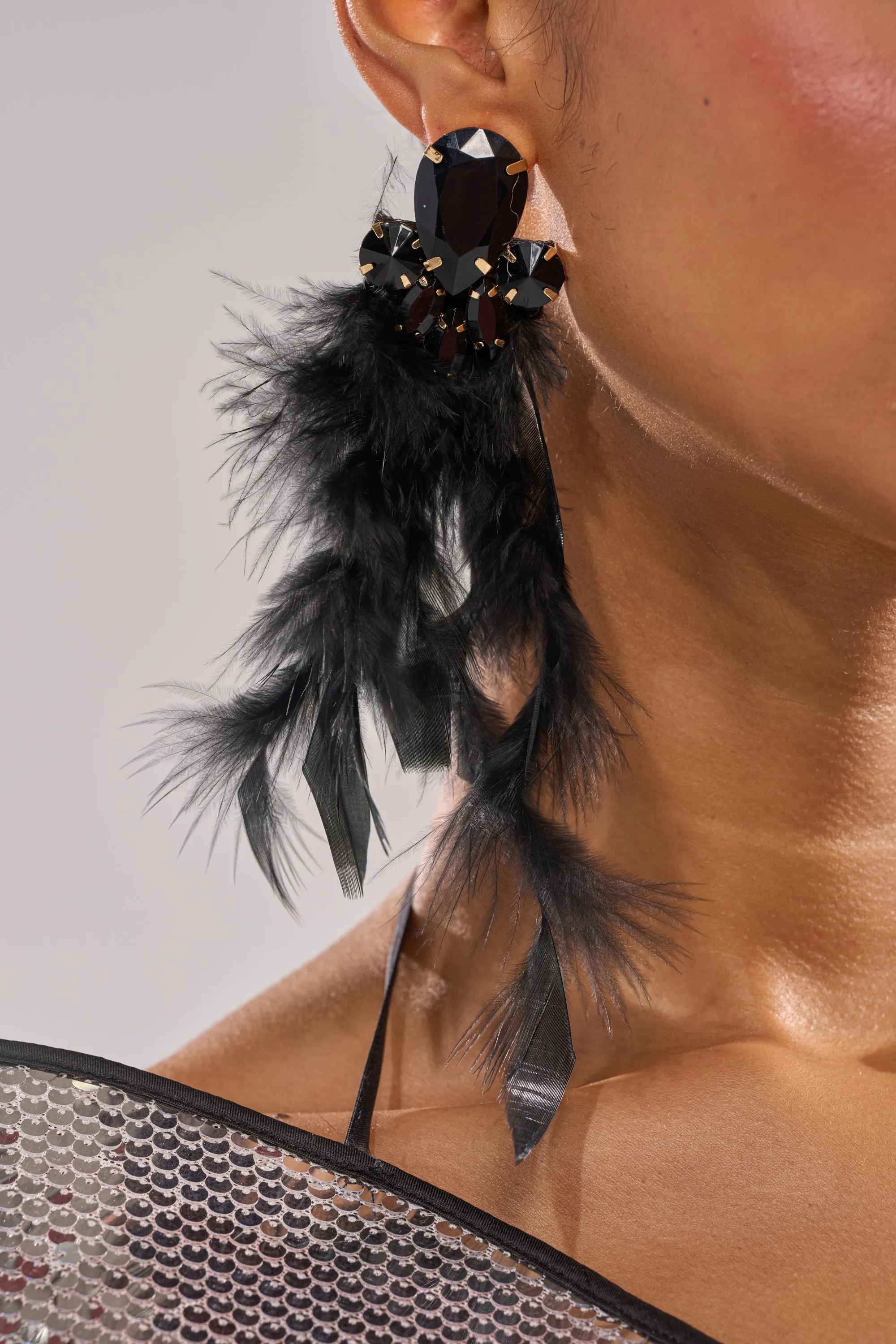 SHOW ME EARRING sold by AKIRA product image thumbnail 2