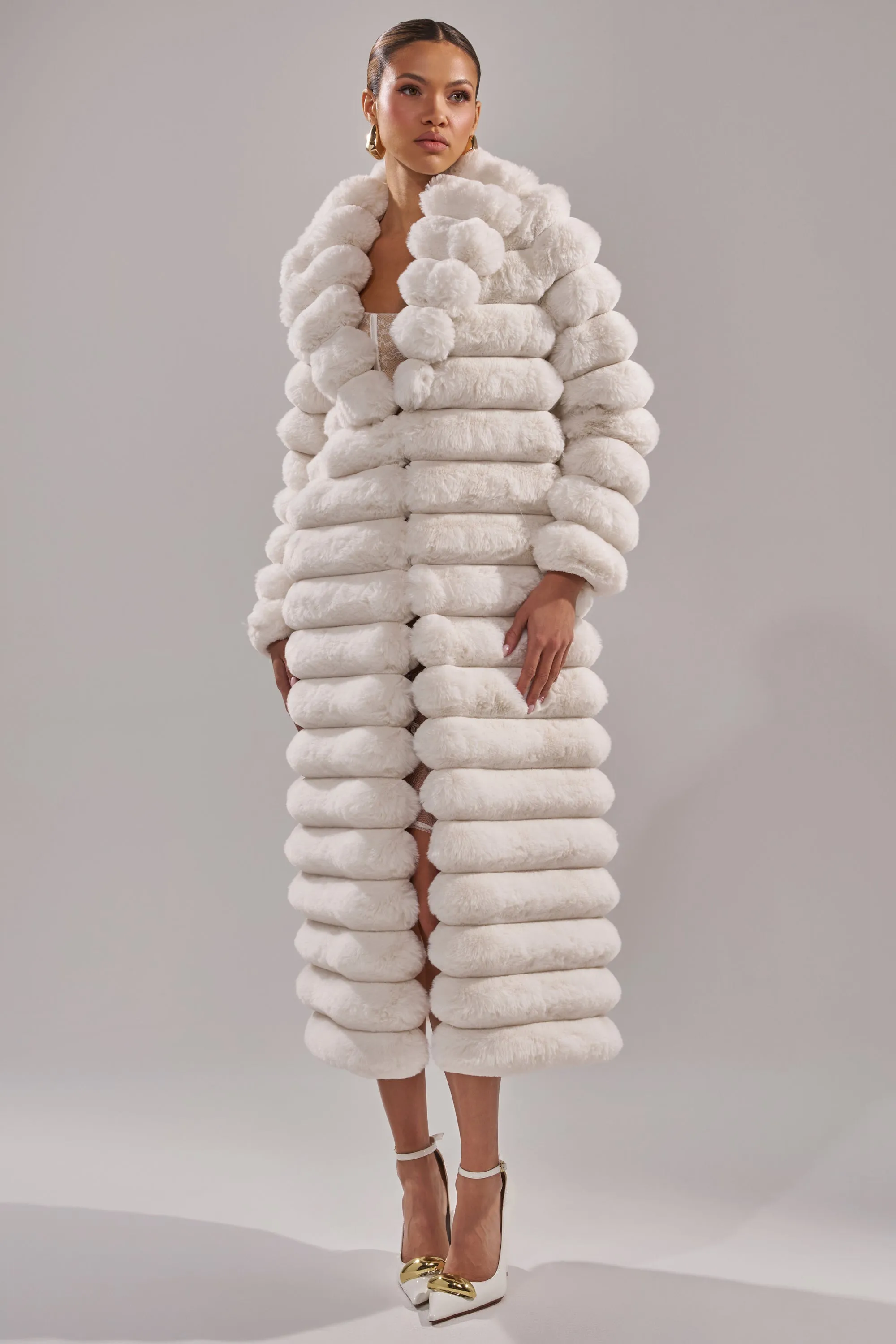 MAXI POPCORN FAUX FUR IN WHITE sold by AKIRA