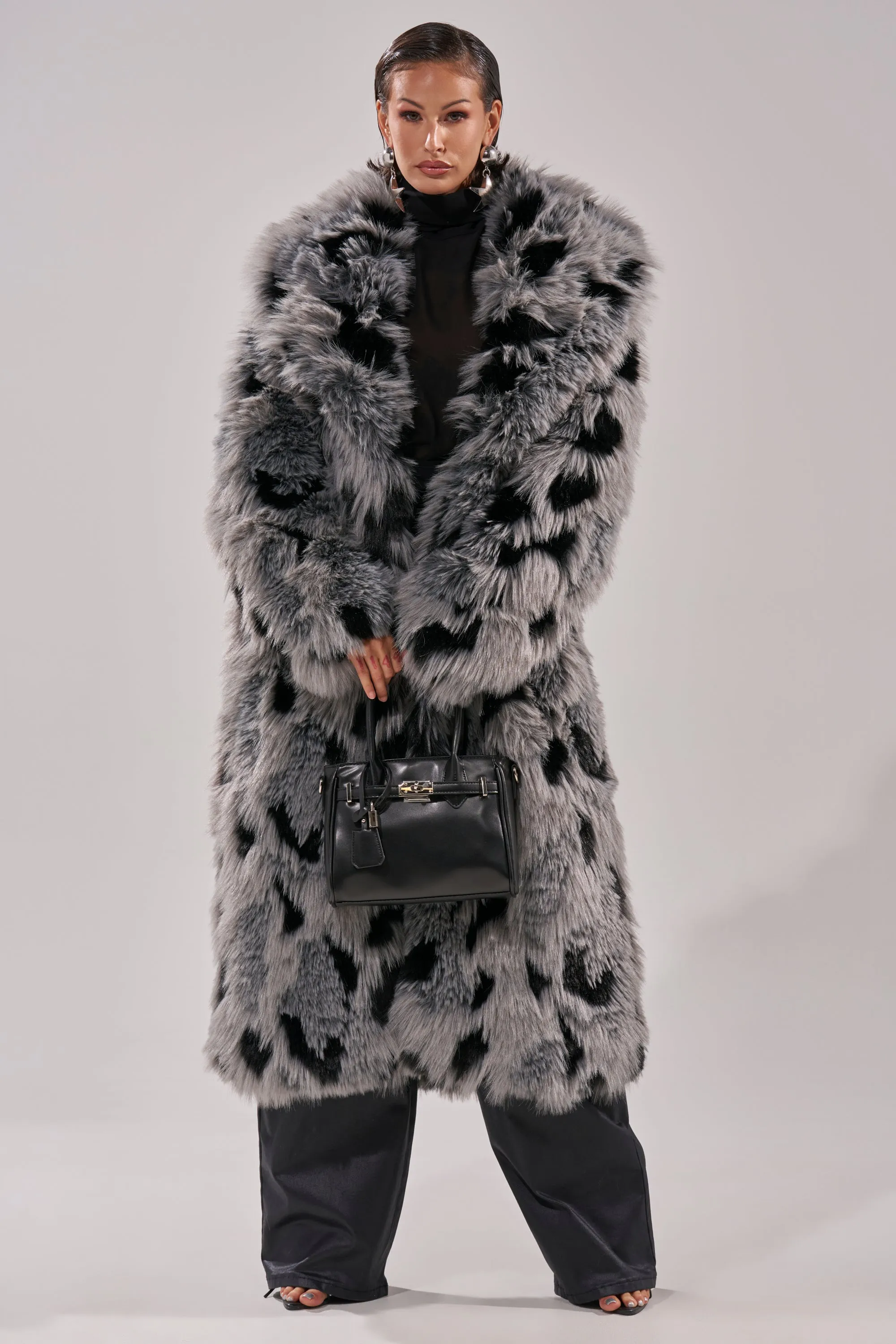 APRES SKI FAUX FUR COAT sold by AKIRA product image thumbnail 5