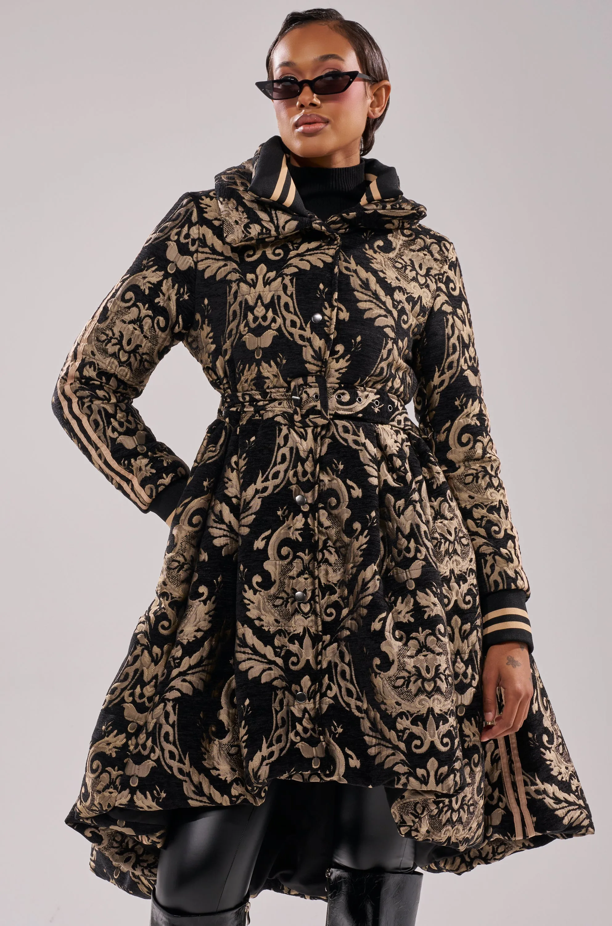 DECKER PUFFER TRENCH IN JACQUARD sold by AKIRA product image thumbnail 2