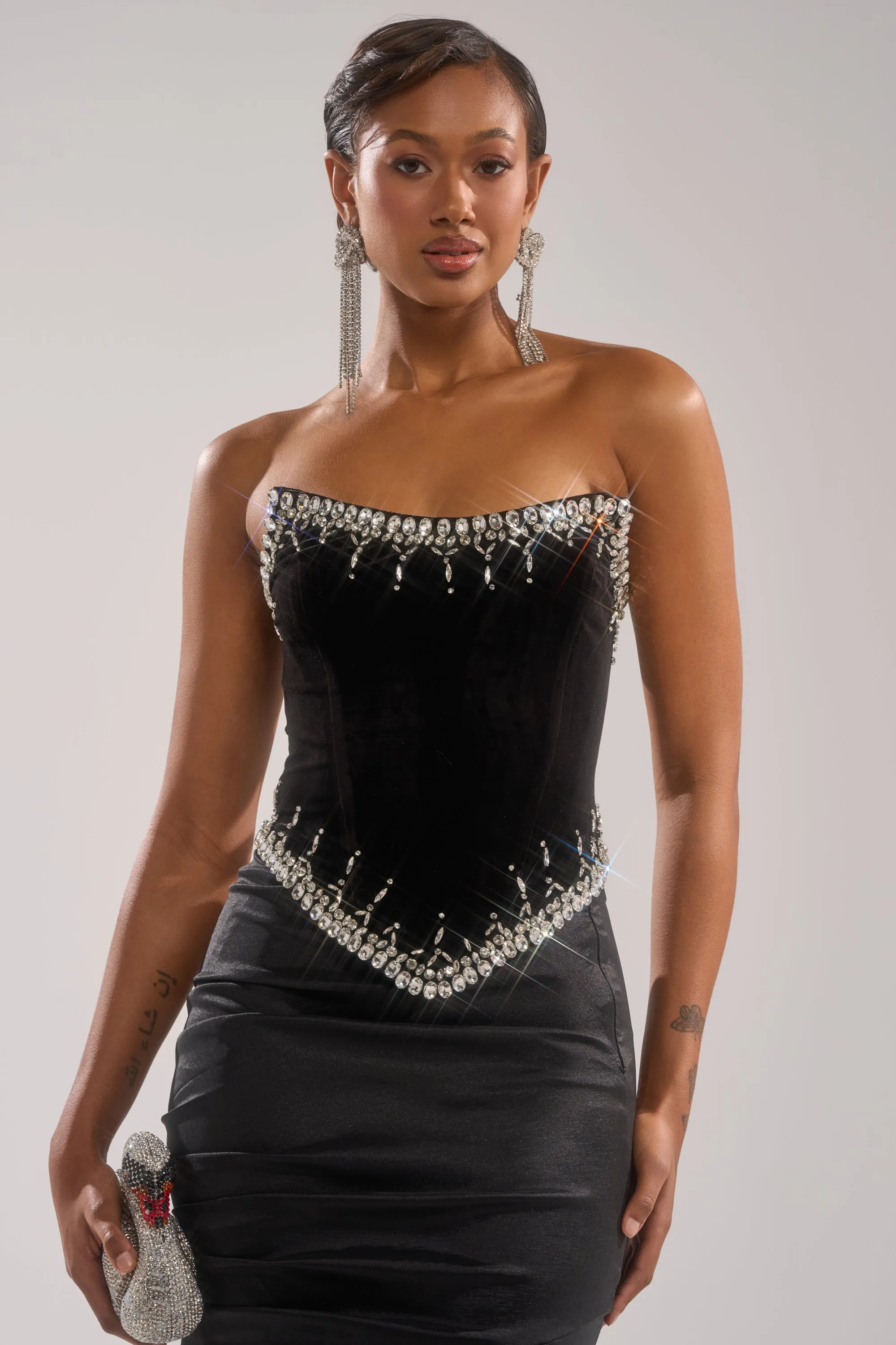 LUX LIFE CORSET IN BLACK sold by AKIRA product image thumbnail 2