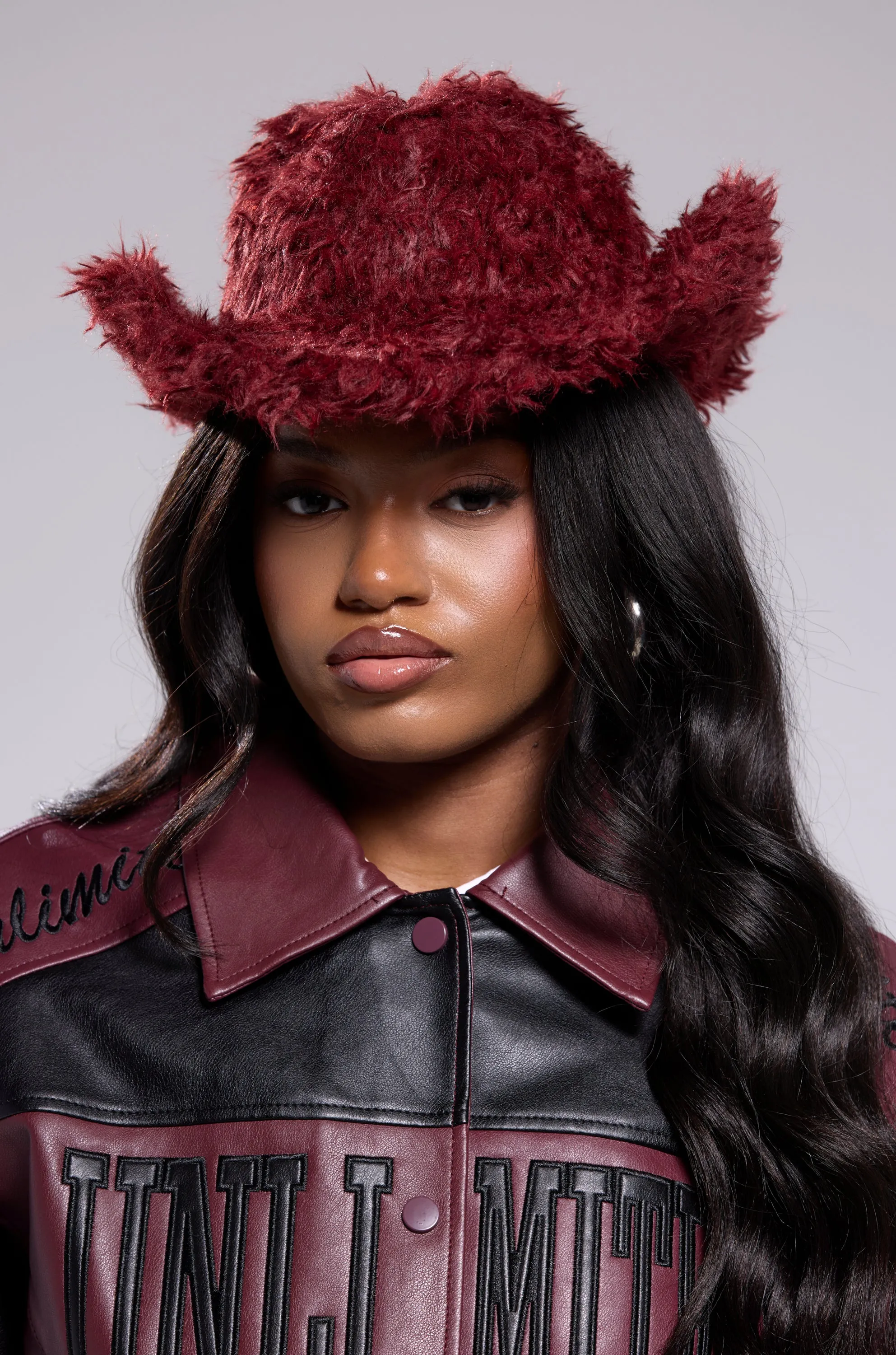 FOR THE VIBES FAUX FUR COWBOY HAT sold by AKIRA product image thumbnail 3