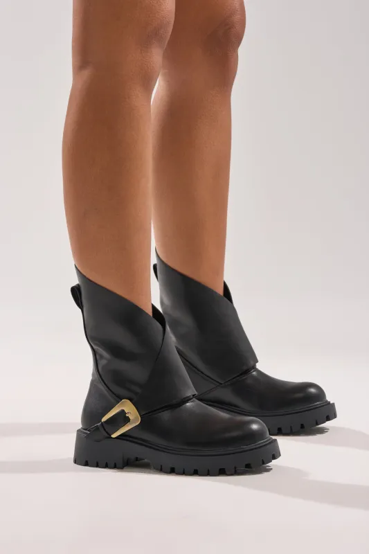 AZALEA WANG PHRIXUS BLACK CHUNKY SHORT SHAFT PU BOOT sold by AKIRA