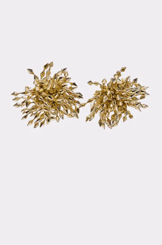 EDGY VIBE EARRING made by AKIRA