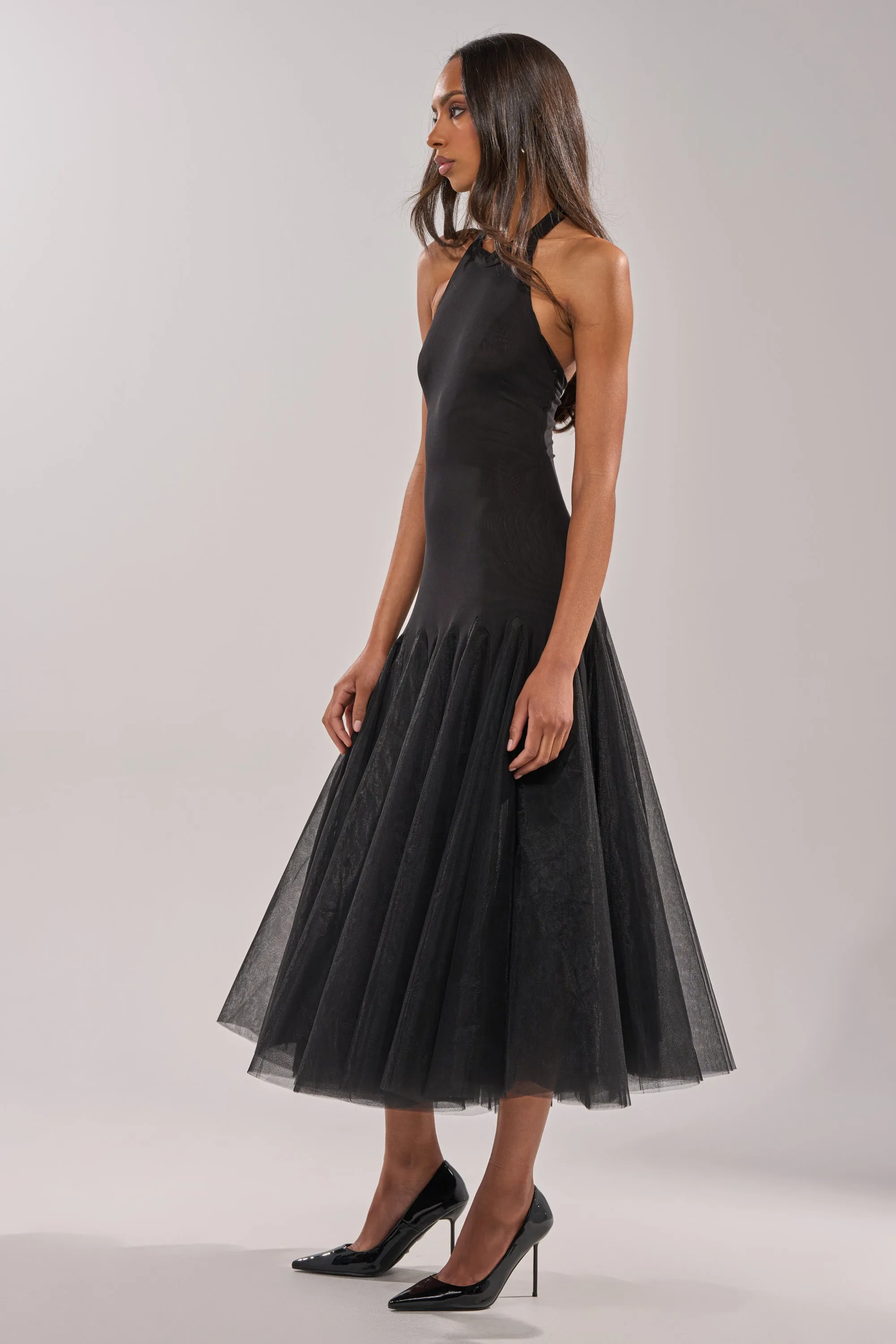 SWEPT UP MESH MAXI DRESS sold by AKIRA product image thumbnail 4