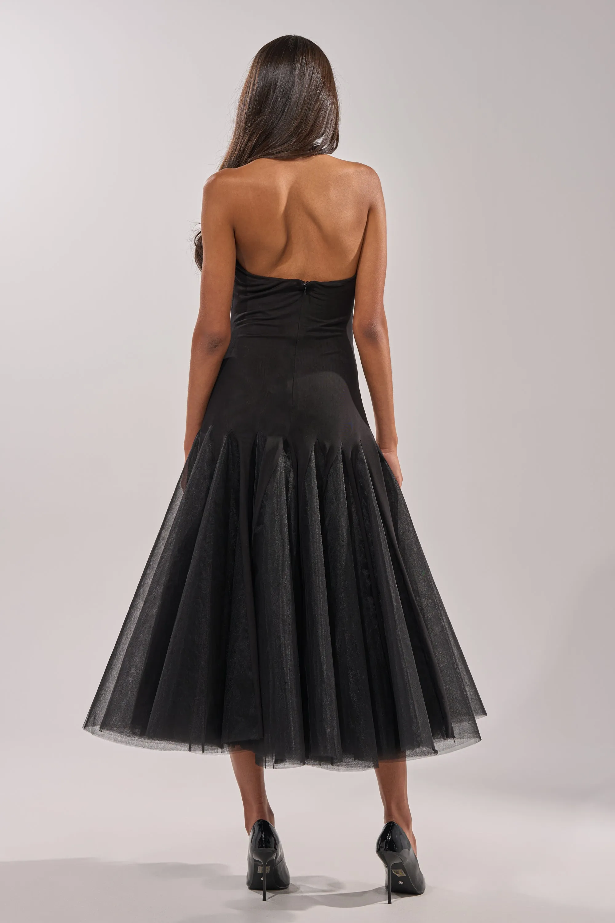 SWEPT UP MESH MAXI DRESS sold by AKIRA product image thumbnail 5