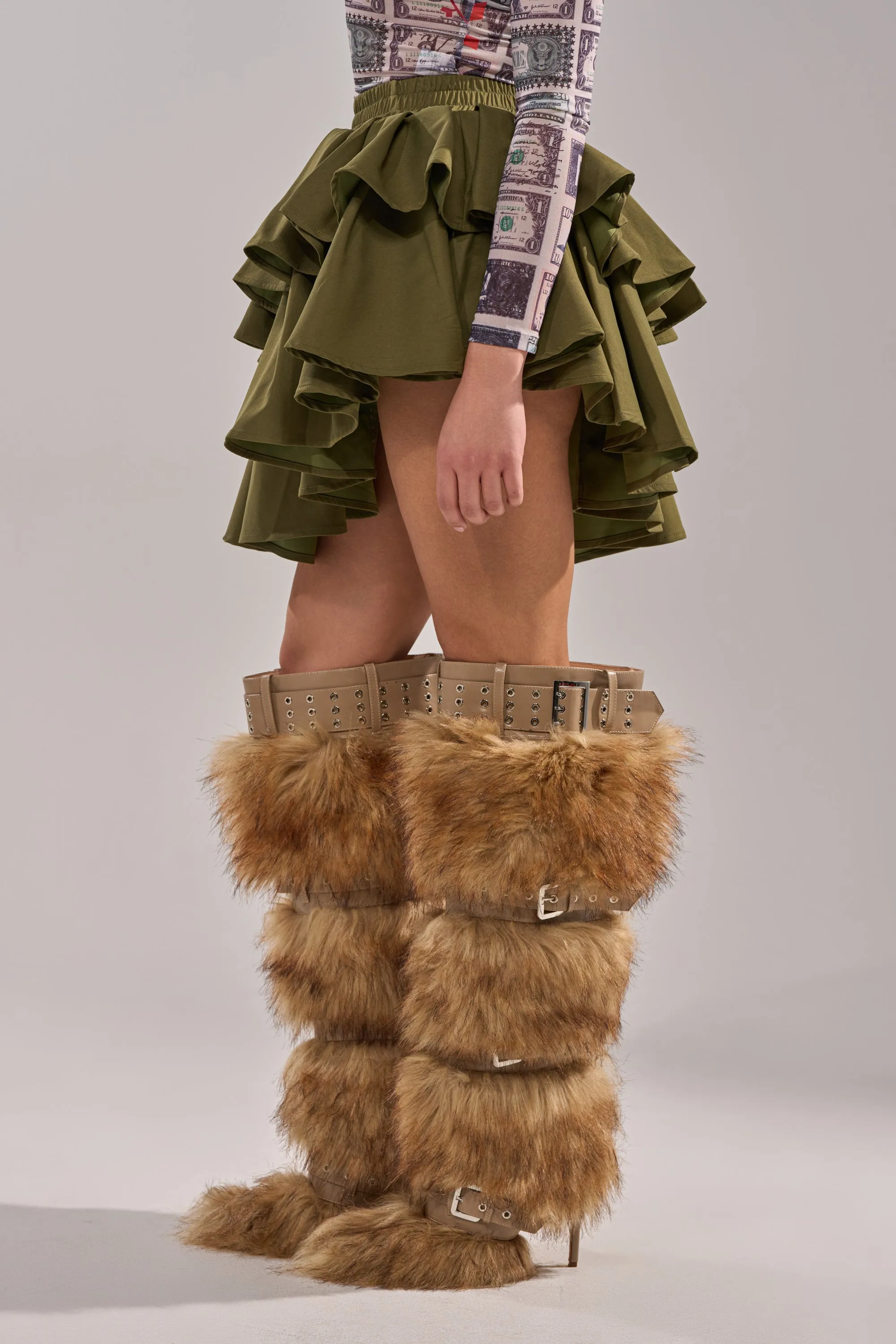 OLIVIA OLIVE MINI PLEATED SKIRT sold by AKIRA product image thumbnail 4