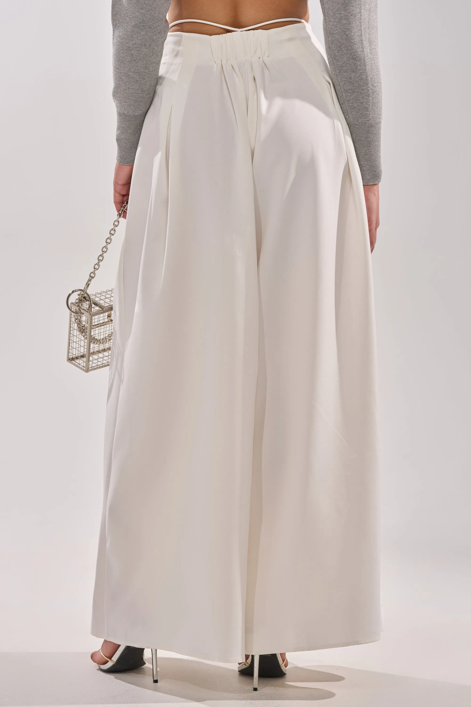 GLORIOUS PLEATED WIDE LEG TROUSER sold by AKIRA product image thumbnail 4