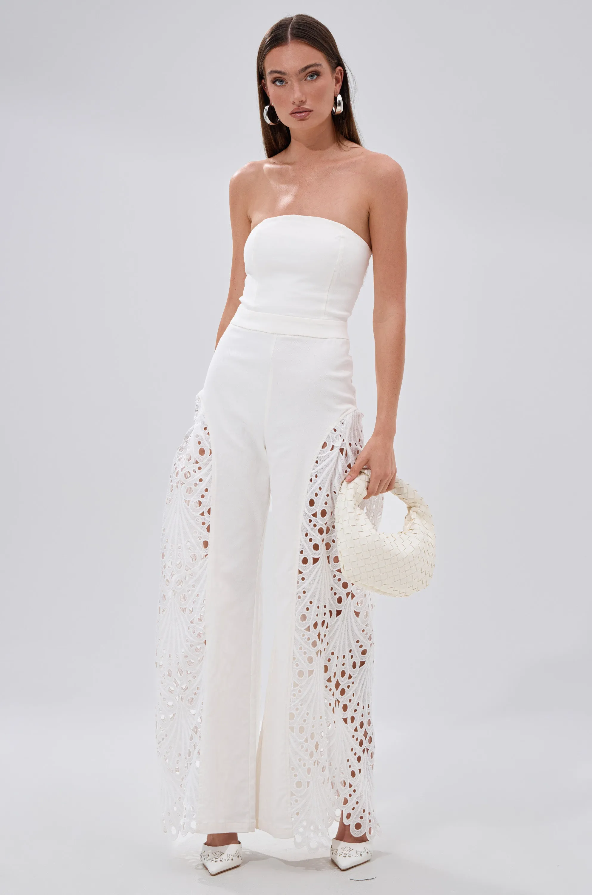 EASY BREEZY DENIM JUMPSUIT IN WHITE sold by AKIRA product image thumbnail 2