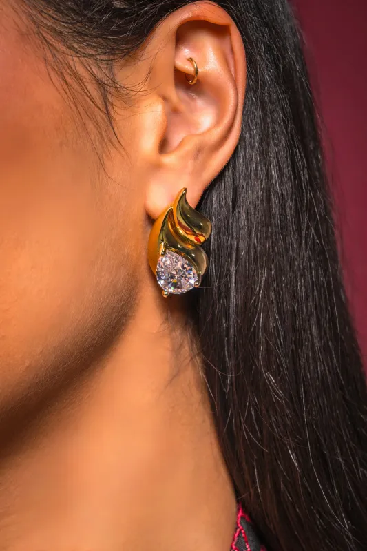 OLD MONEY EARRING sold by AKIRA