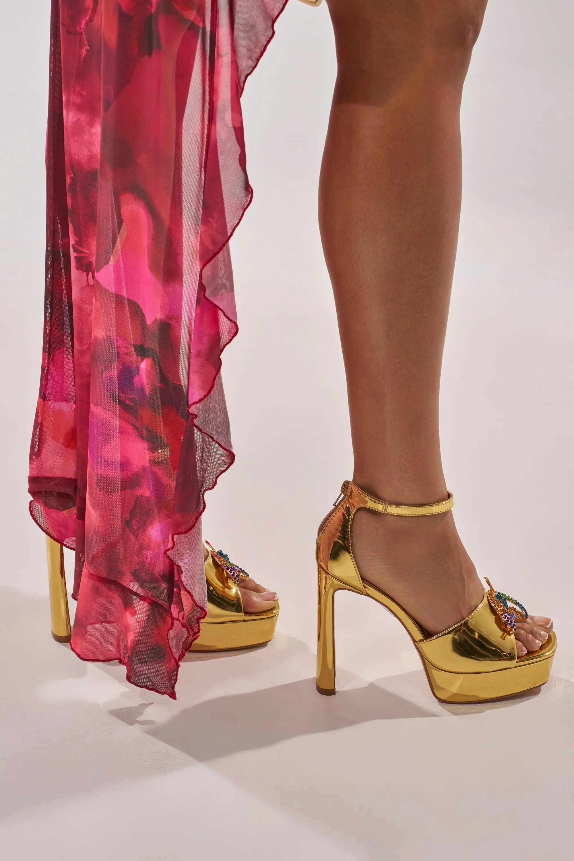 AZALEA WANG PASQUALE GOLD IGUANA EMBELLISHED SANDAL sold by AKIRA product image thumbnail 4