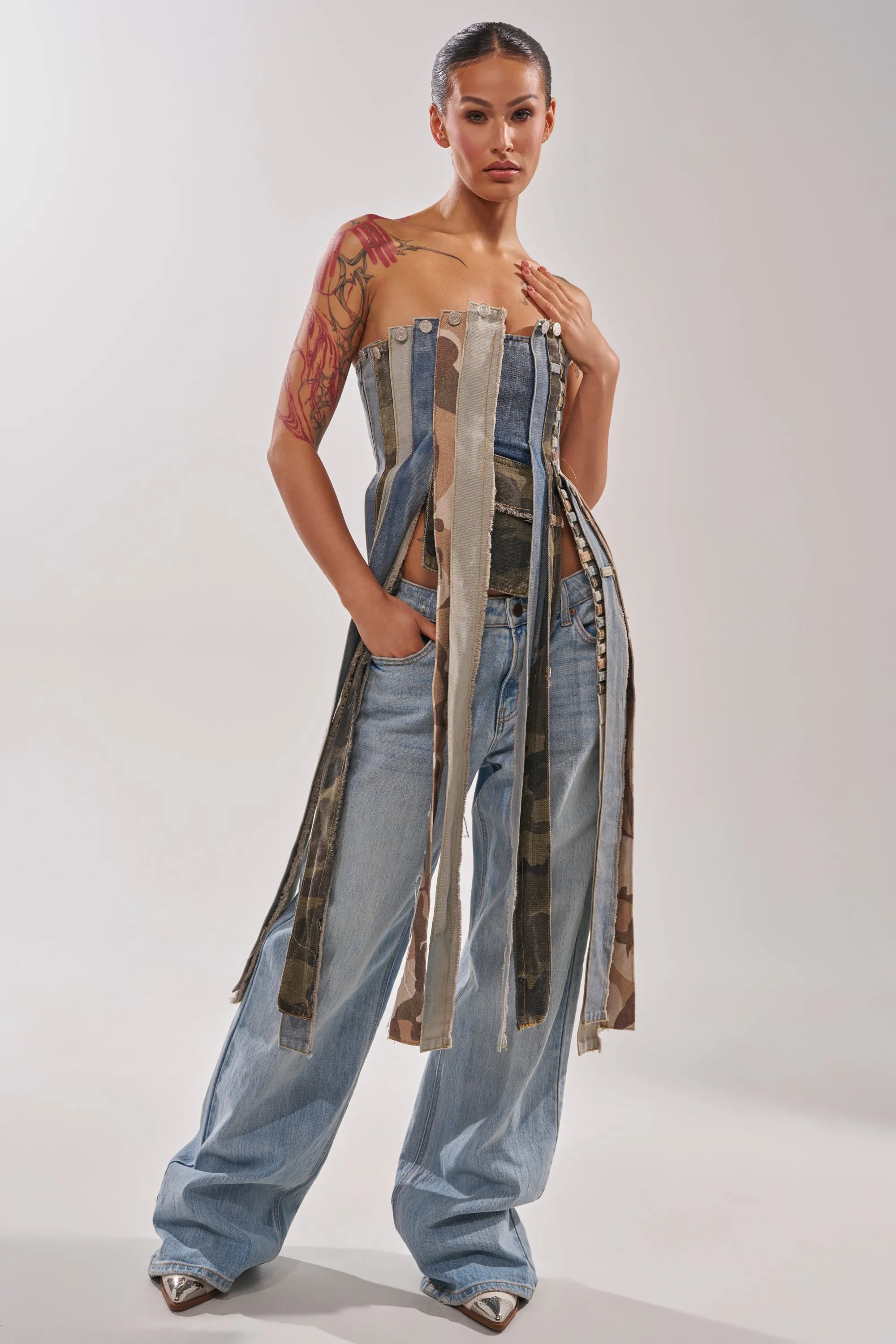MIXED EMOTION CORSET sold by AKIRA product image thumbnail 5