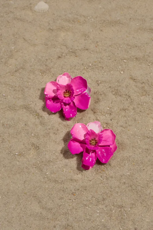 DONT TALK TO ME EARRING sold by AKIRA