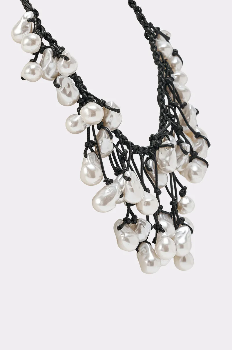 GIVING EVERYTHING NECKLACE sold by AKIRA product image thumbnail 4