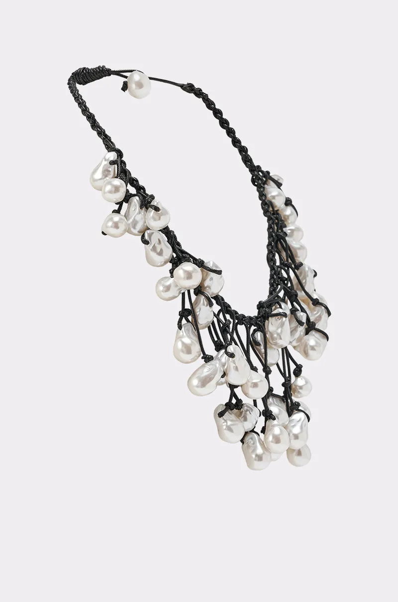 GIVING EVERYTHING NECKLACE sold by AKIRA product image thumbnail 3