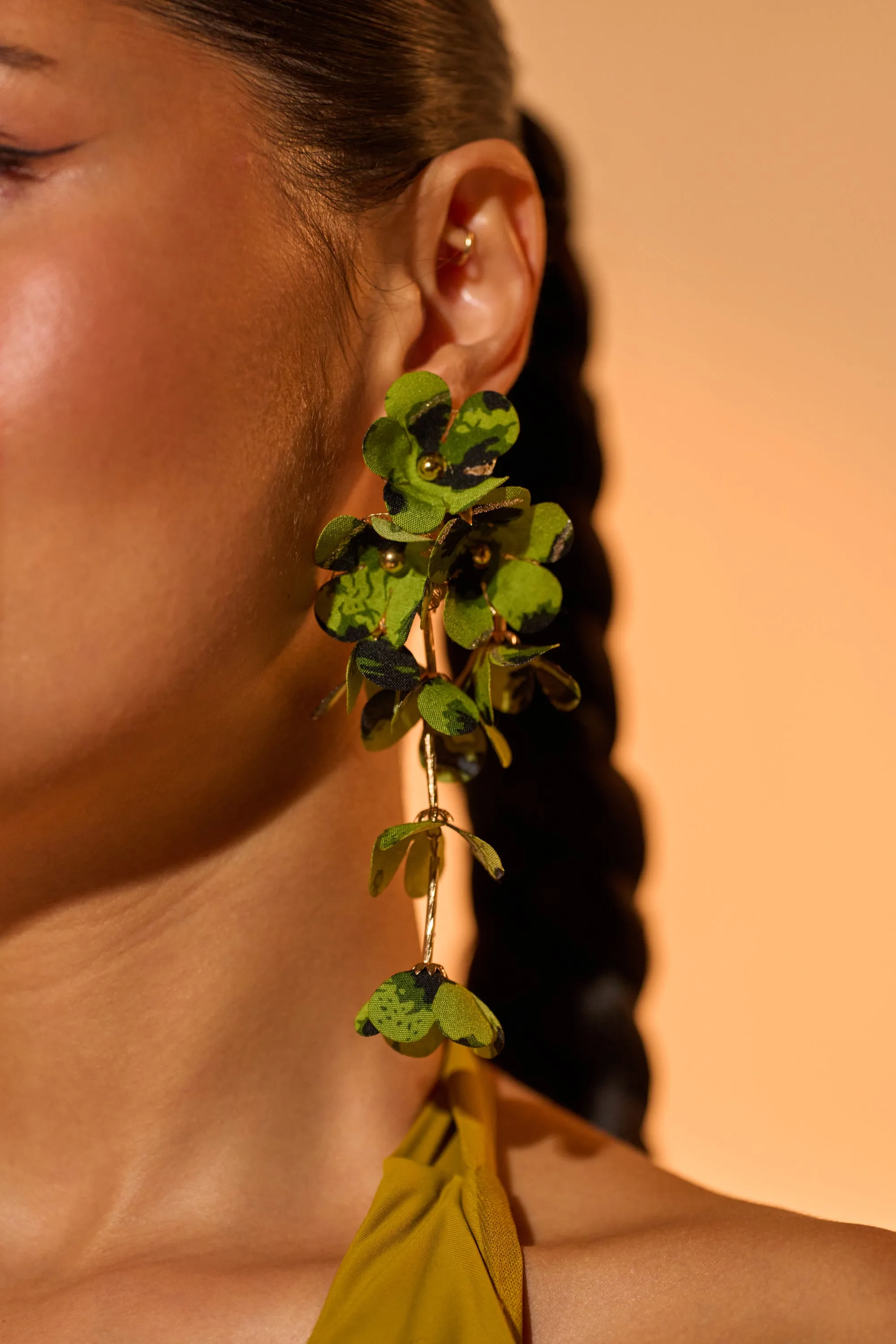 CATCH ME IF U CAN EARRING sold by AKIRA product image thumbnail 2