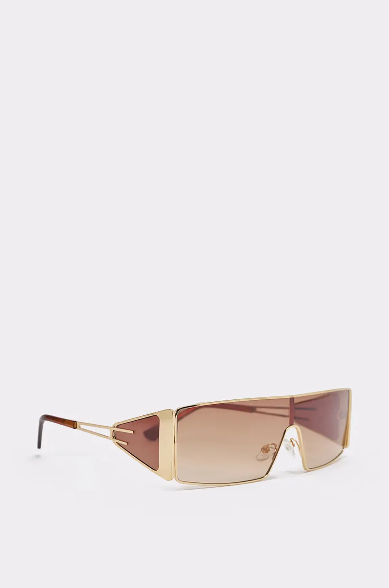 VIXEN SUNGLASSES sold by AKIRA product image thumbnail 4