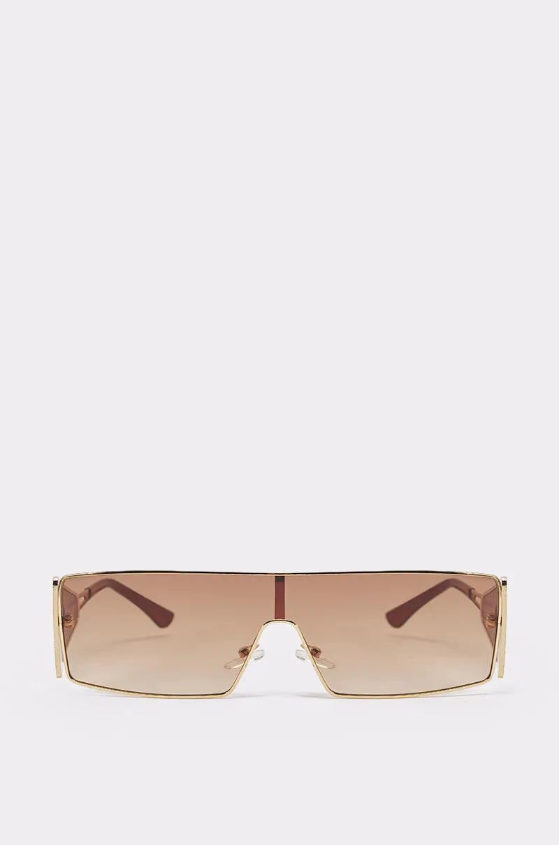 VIXEN SUNGLASSES sold by AKIRA product image thumbnail 3