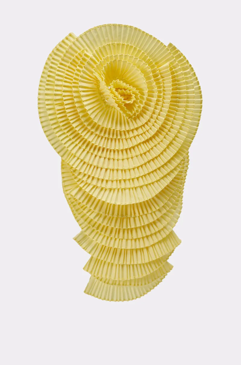 IN THE GARDEN OVERSIZED BROOCH sold by AKIRA product image thumbnail 4