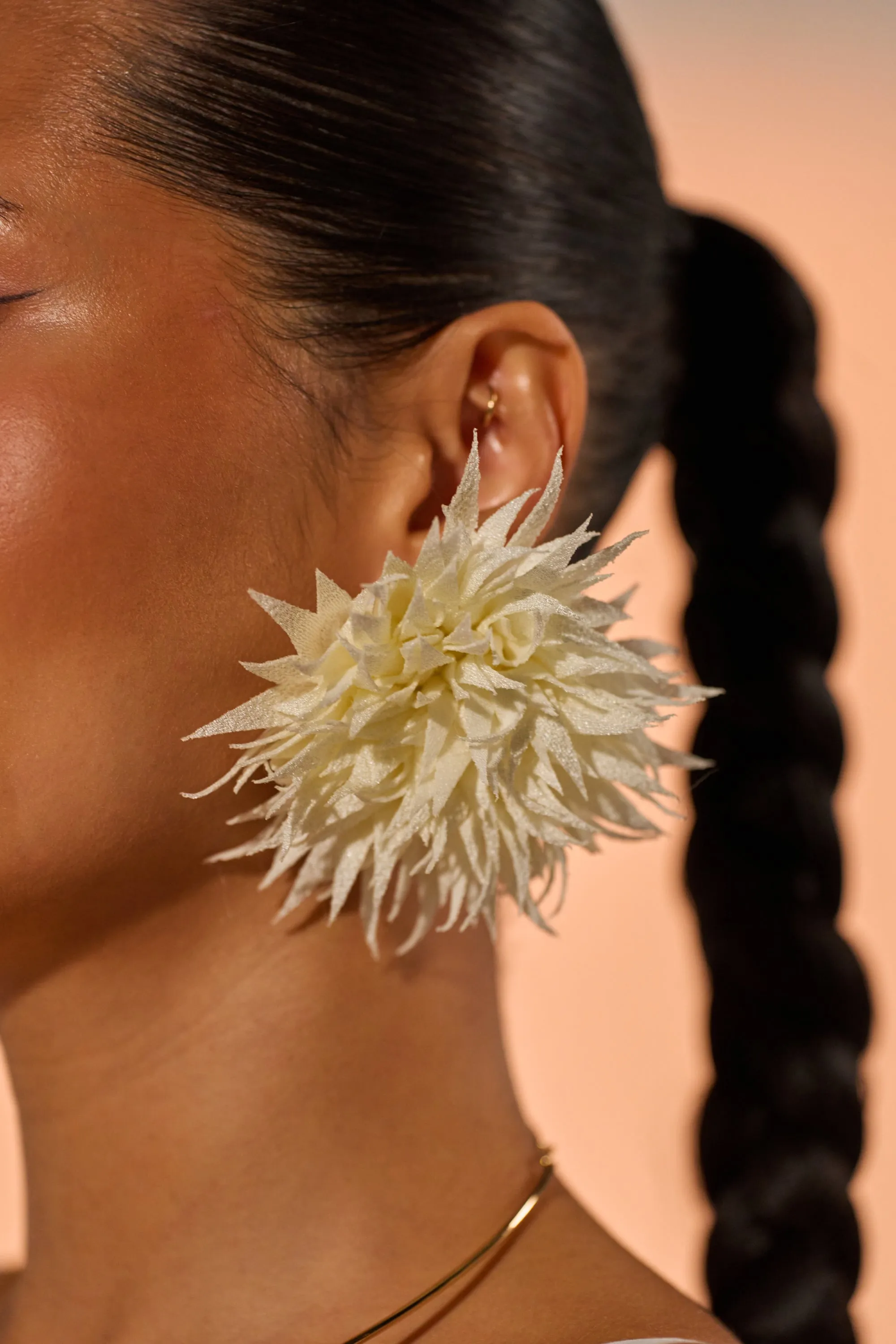 LALA LAND EARRING sold by AKIRA product image thumbnail 2