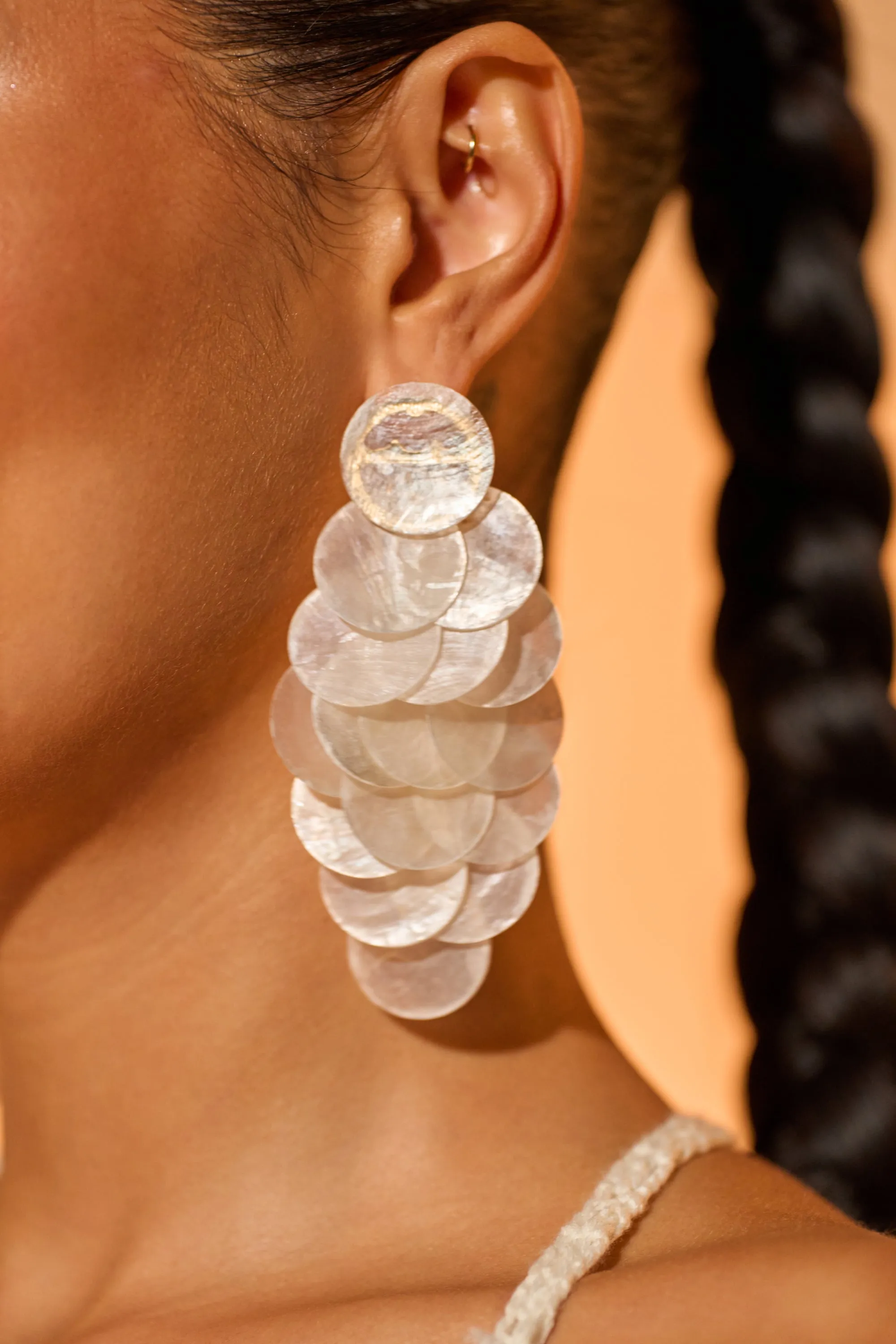 GIMME MY SHELLS EARRING sold by AKIRA