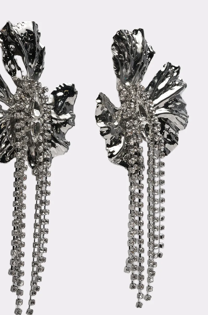 ON A TRIP EARRING sold by AKIRA product image thumbnail 4