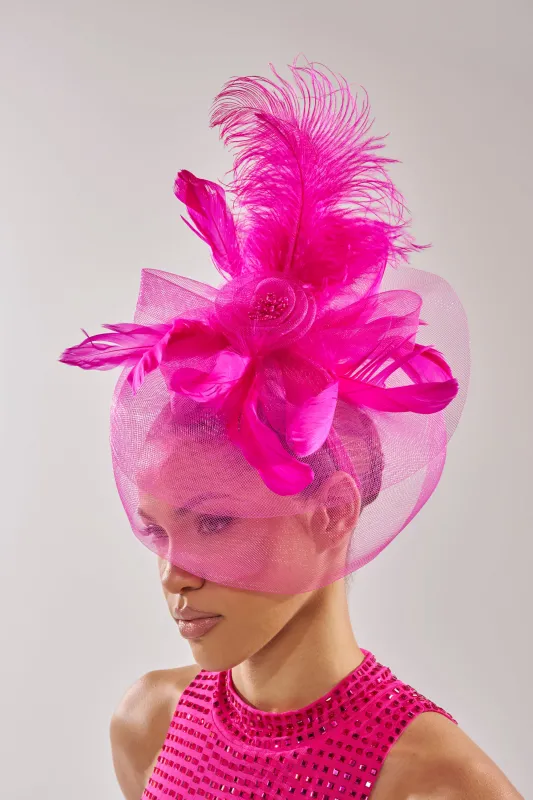 DERBY DAY PINK FASCINATOR made by AKIRA
