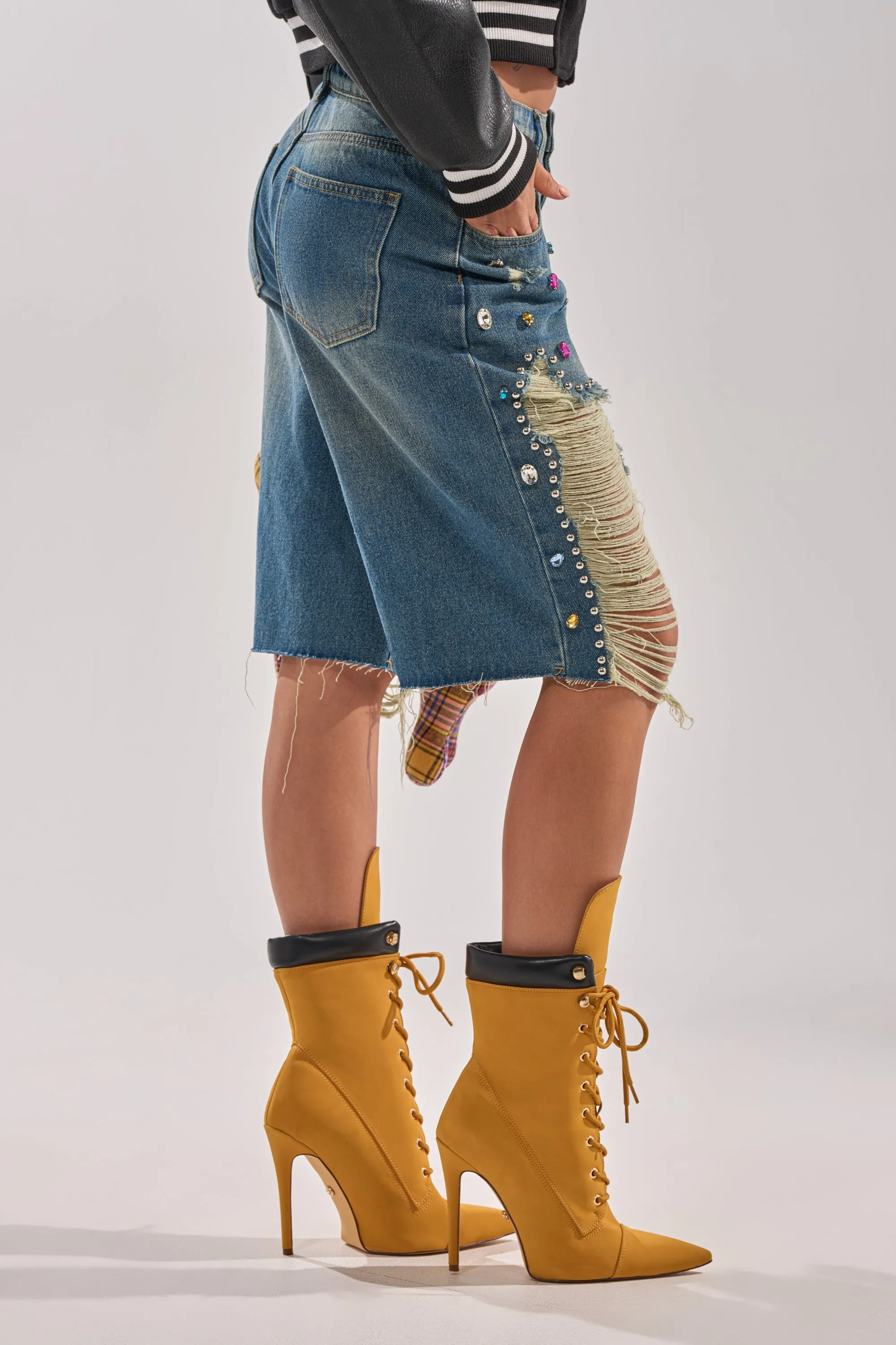 JEWELS FOR DAYS BERMUDA SHORT sold by AKIRA product image thumbnail 3