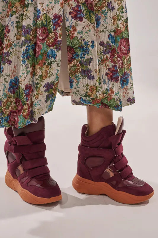 MARANTO BURGUNDY WEDGE FAUX SUEDE SNEAKER made by AKIRA