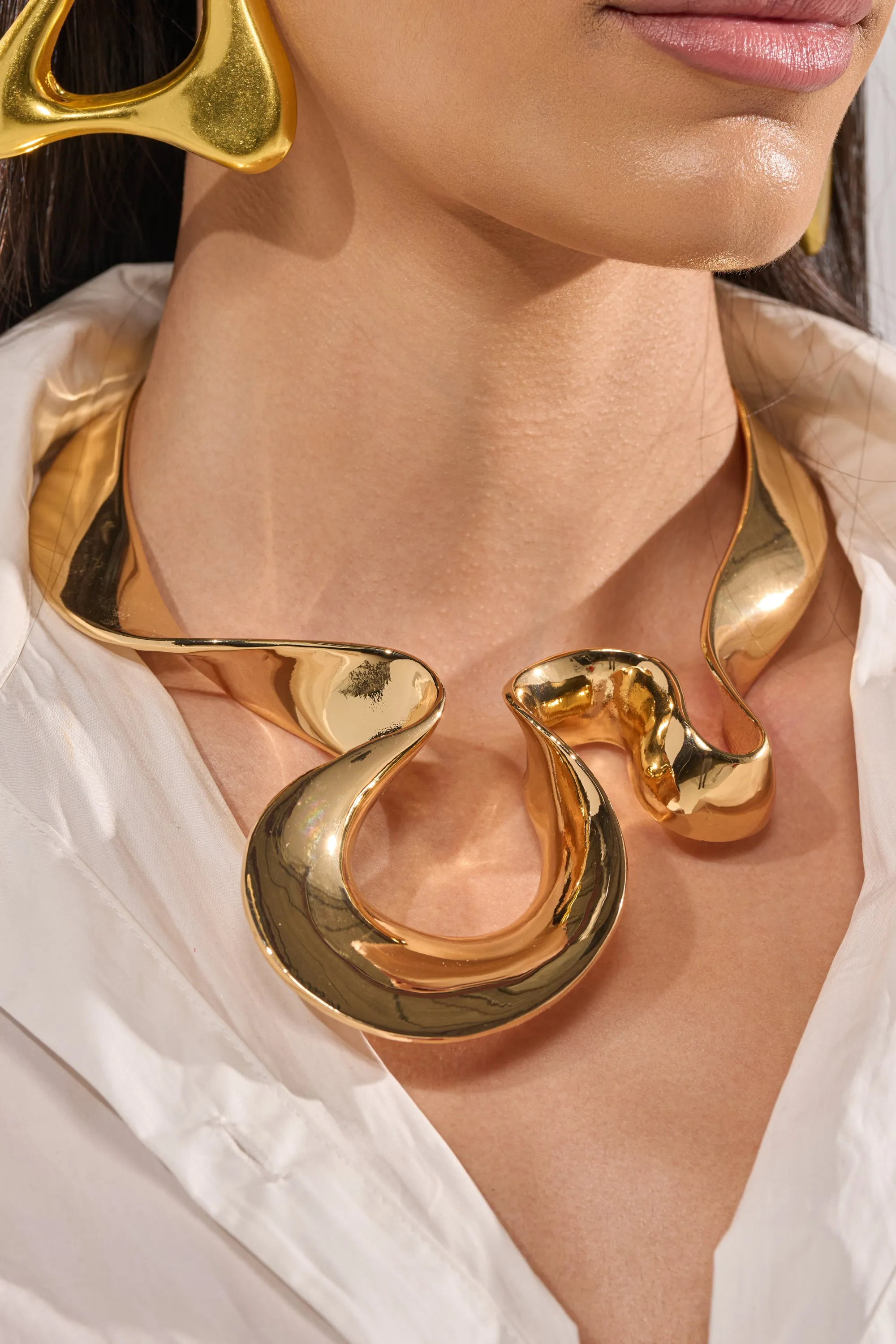 PURE VIBES NECKLACE sold by AKIRA