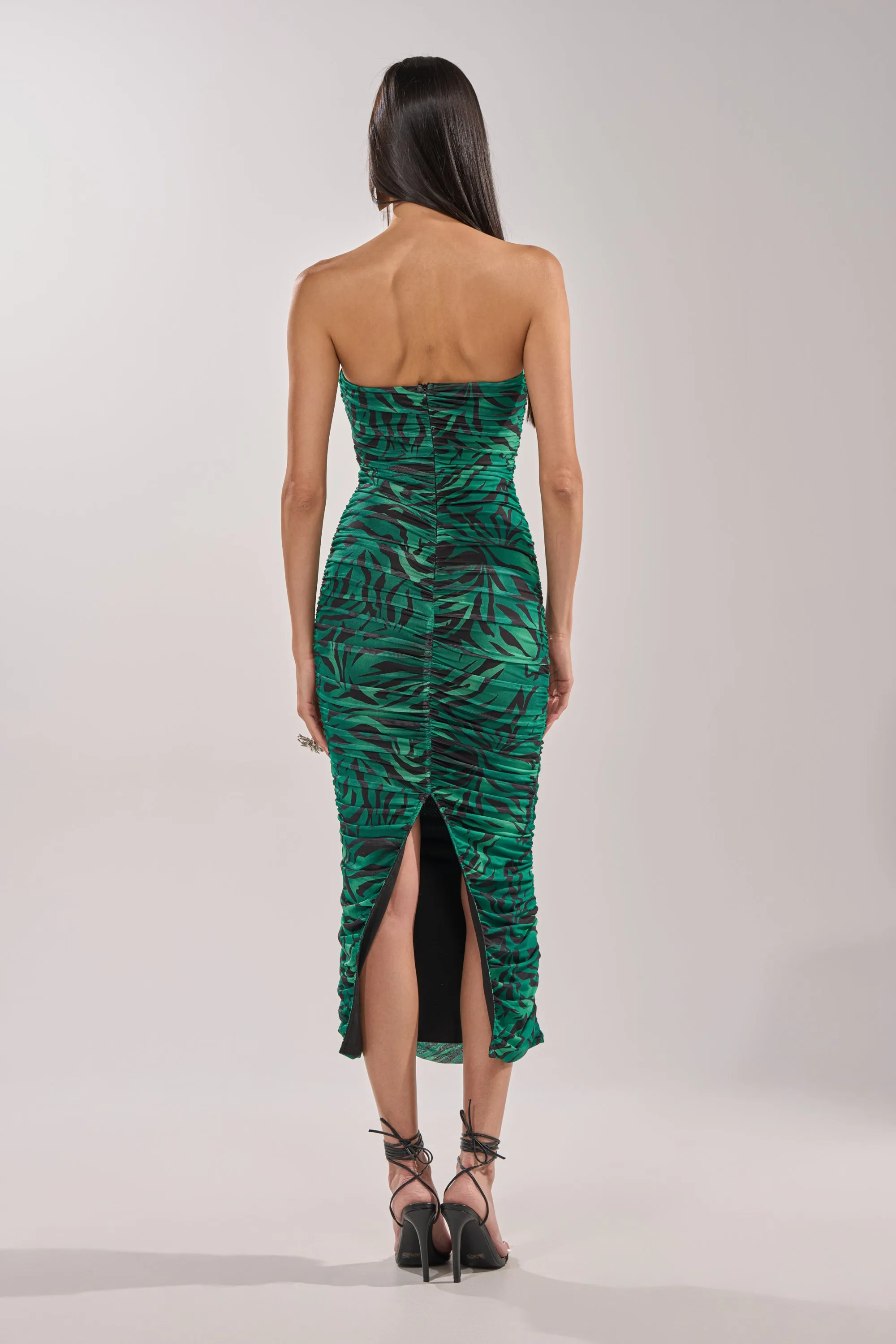 DAY OUT STRAPLESS PRINT MIDI DRESS sold by AKIRA product image thumbnail 5