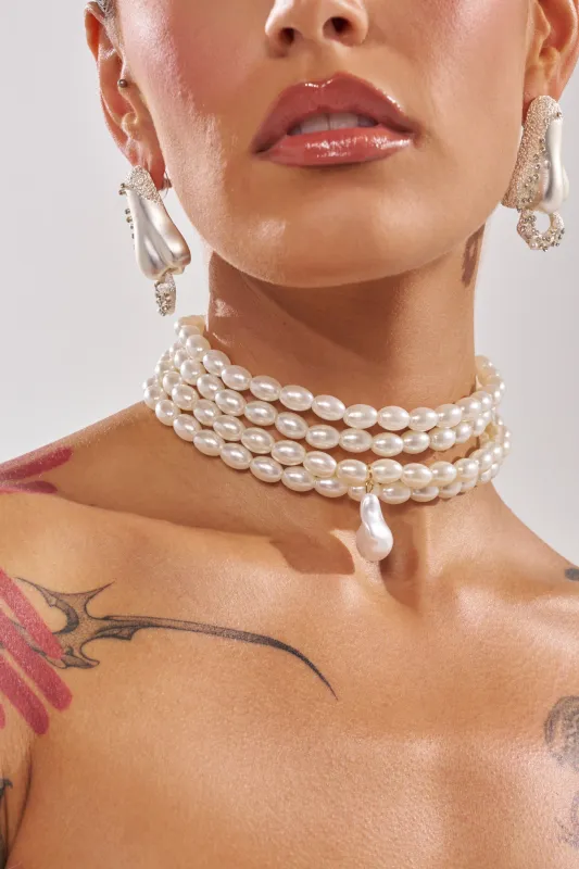 IN THE OCEAN NECKLACE sold by AKIRA