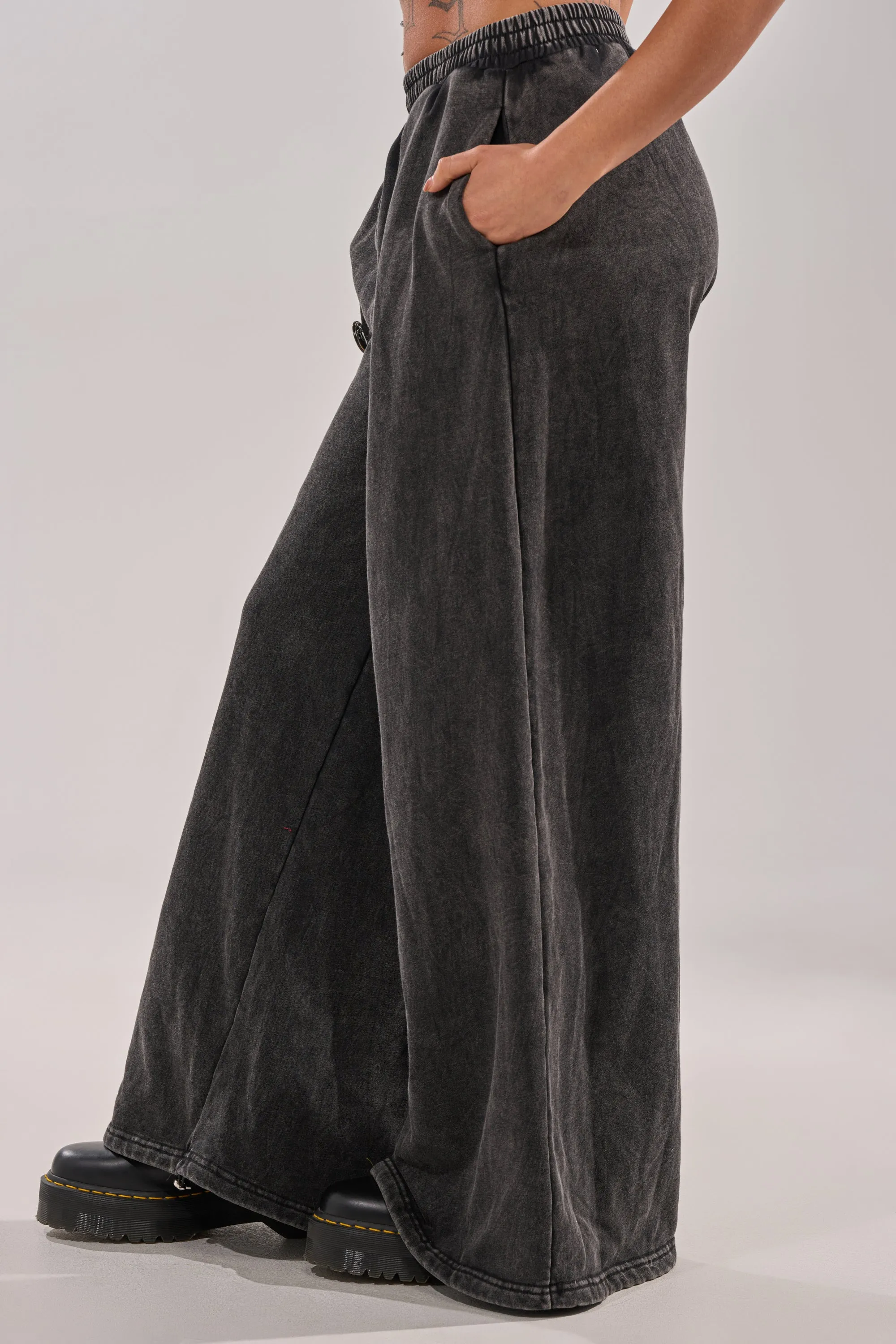 ANOTHER ONE WIDE LEG JOGGER sold by AKIRA product image thumbnail 4