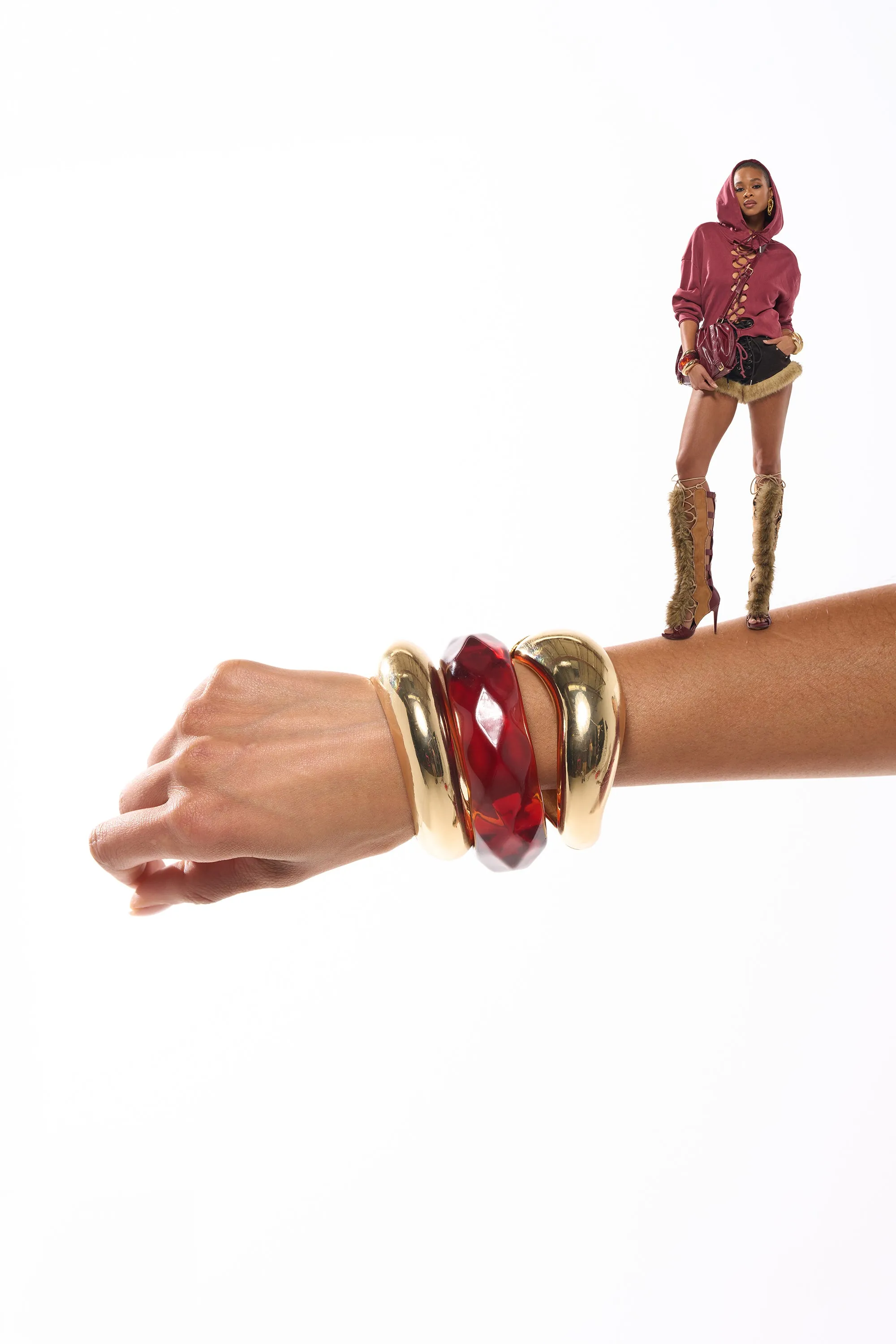 TOO GOOD BRACELET SET sold by AKIRA